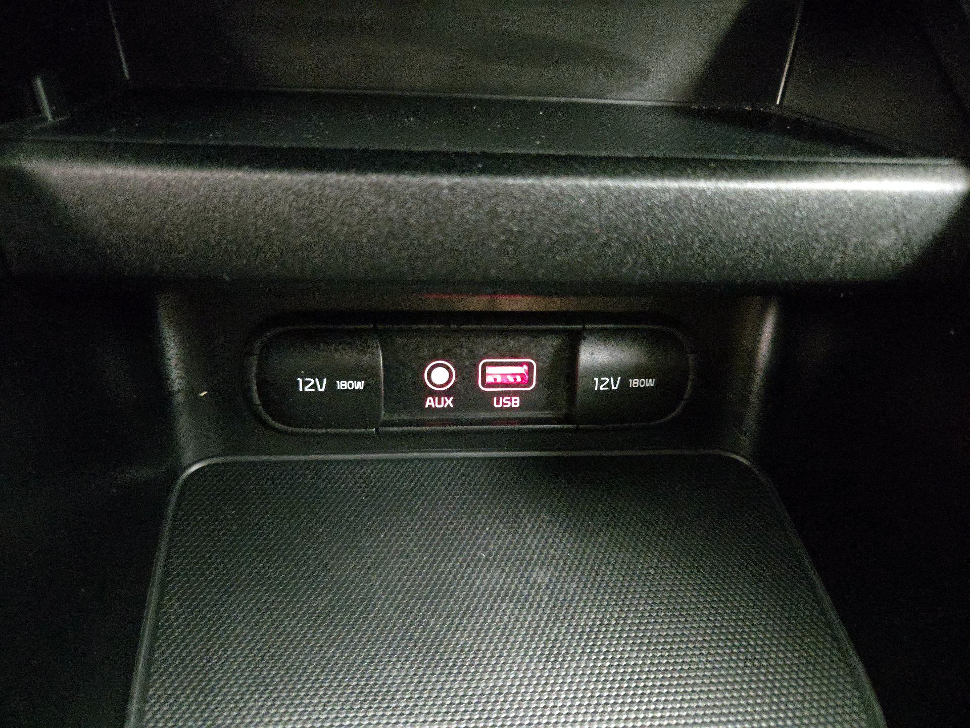 Thumbnail: 2021 Kia Forte - 18