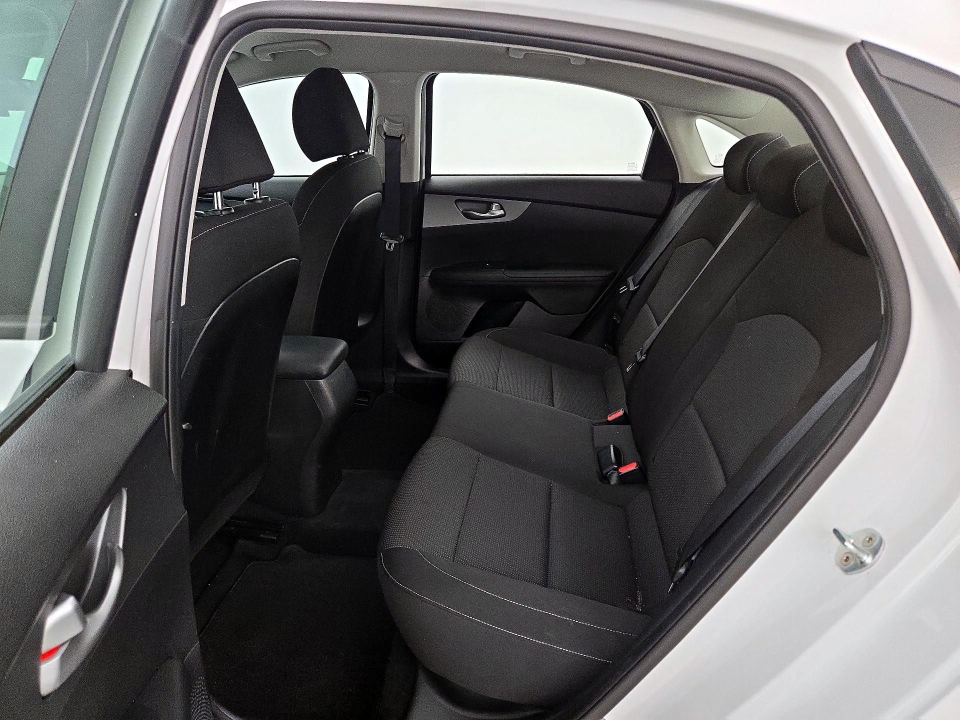 Thumbnail: 2021 Kia Forte - 19