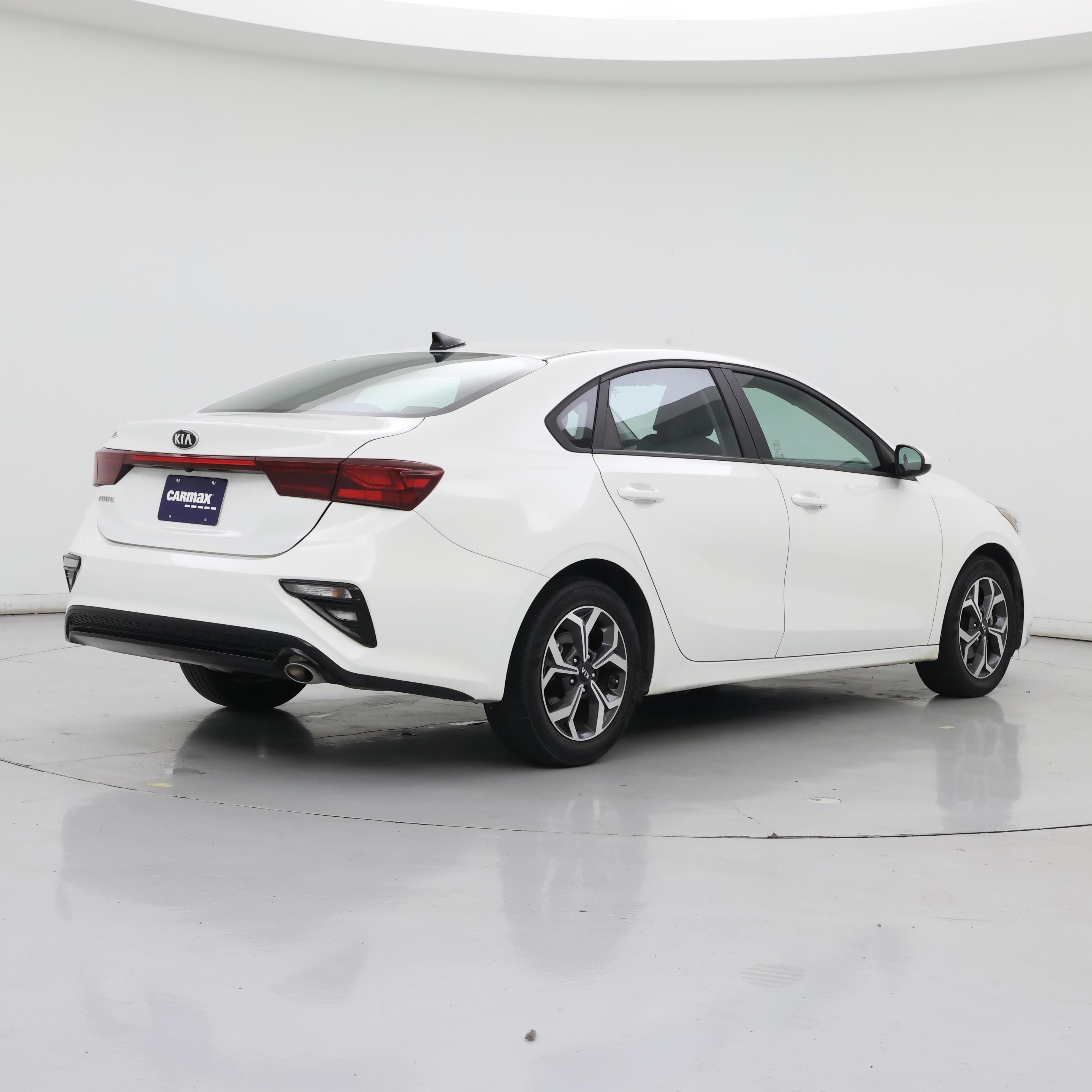 Thumbnail: 2021 Kia Forte - 8