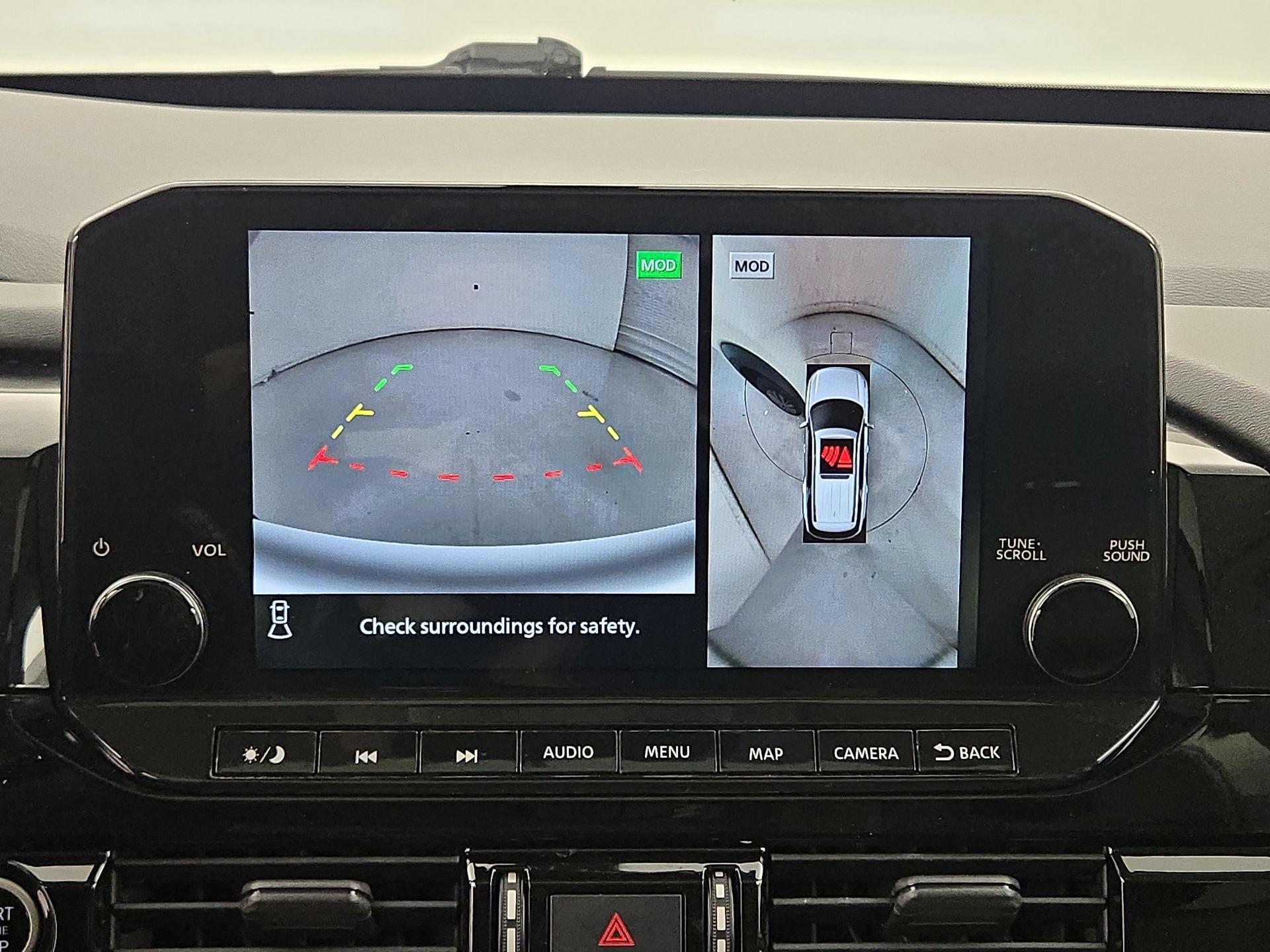 Thumbnail: 2022 Nissan Pathfinder - 15