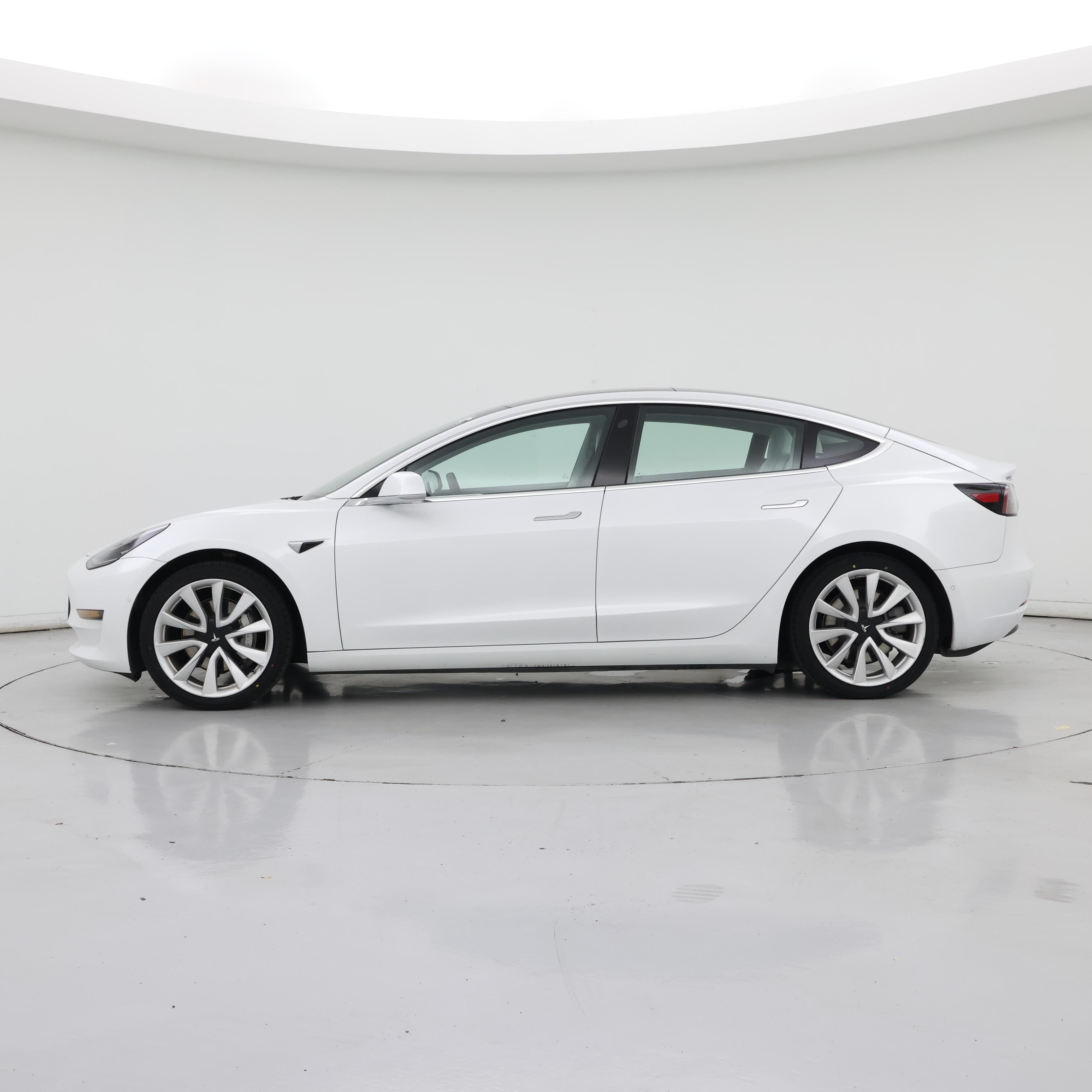 Thumbnail: 2020 Tesla Model 3 - 3