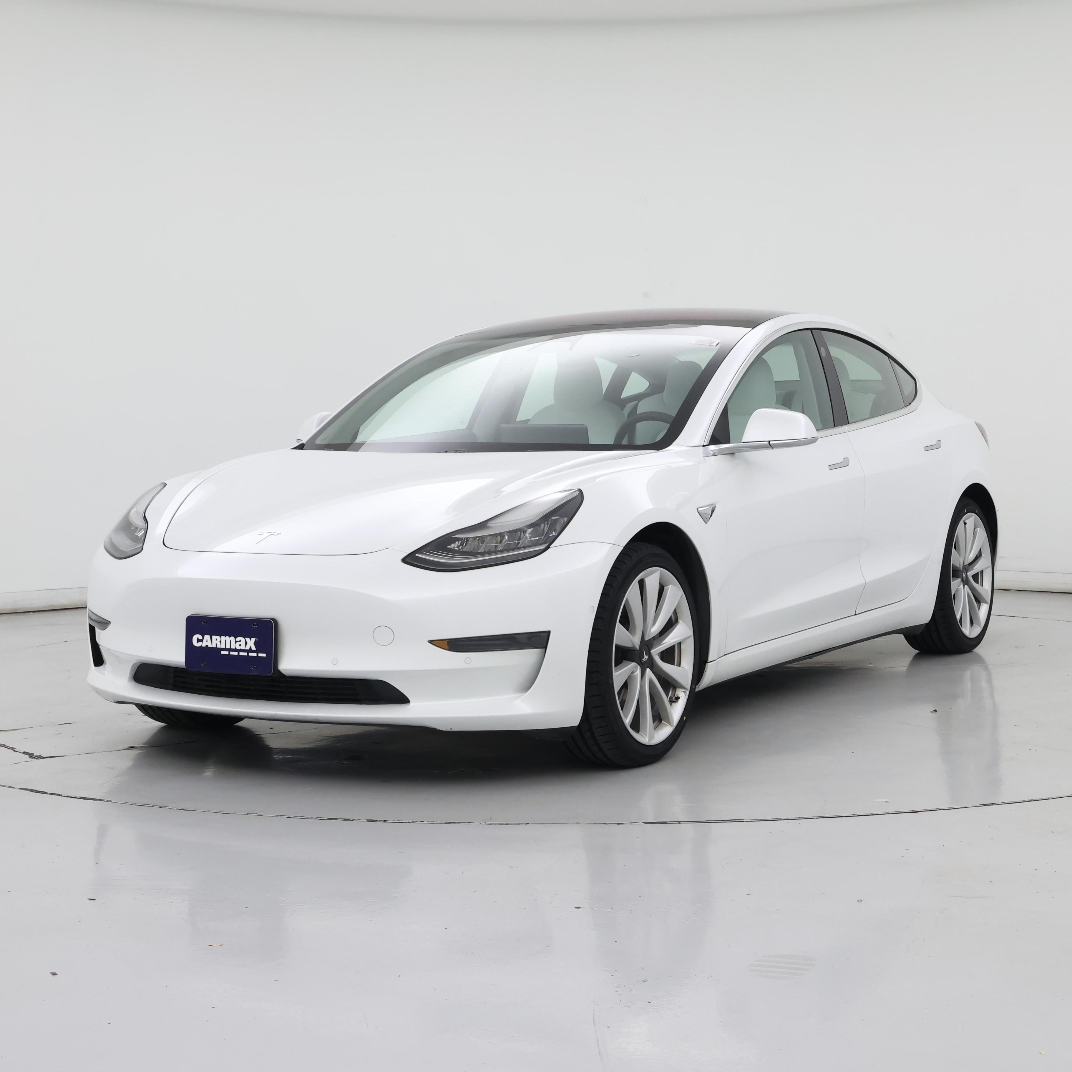 Thumbnail: 2020 Tesla Model 3 - 4
