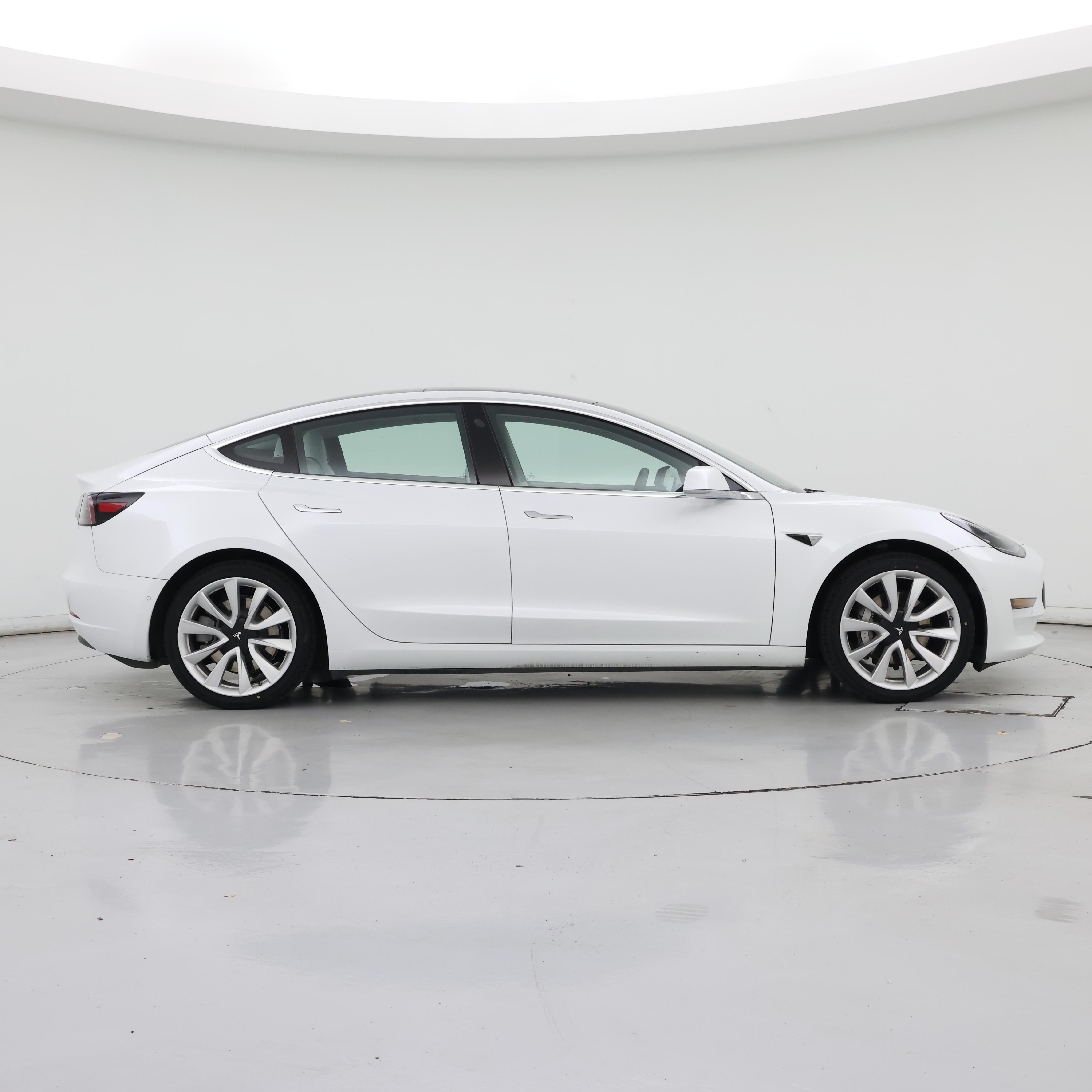 Thumbnail: 2020 Tesla Model 3 - 7