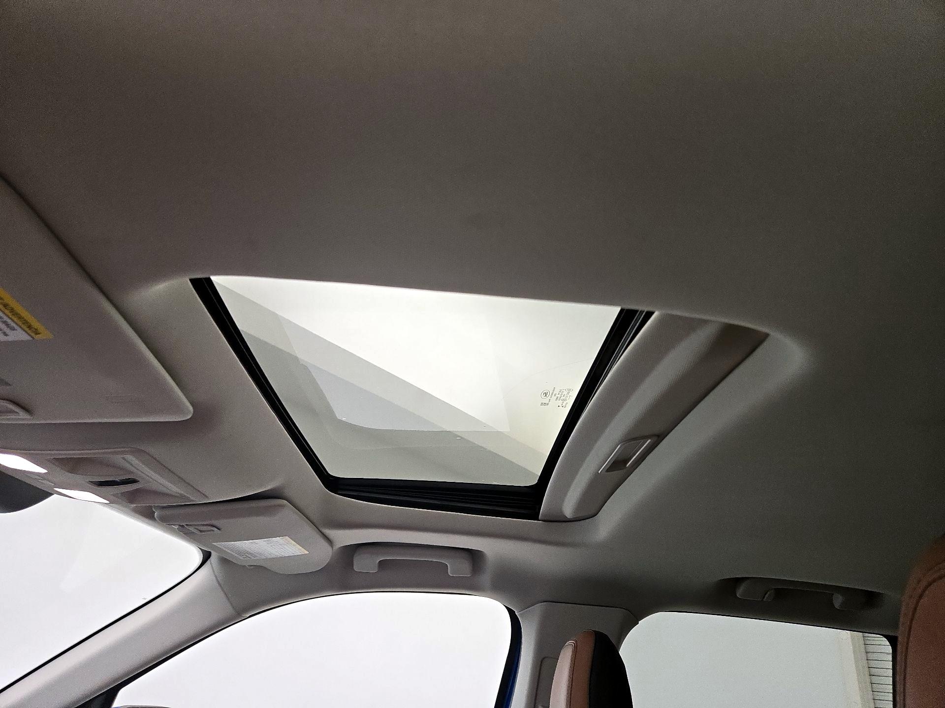 Thumbnail: 2022 Ford Maverick - 19