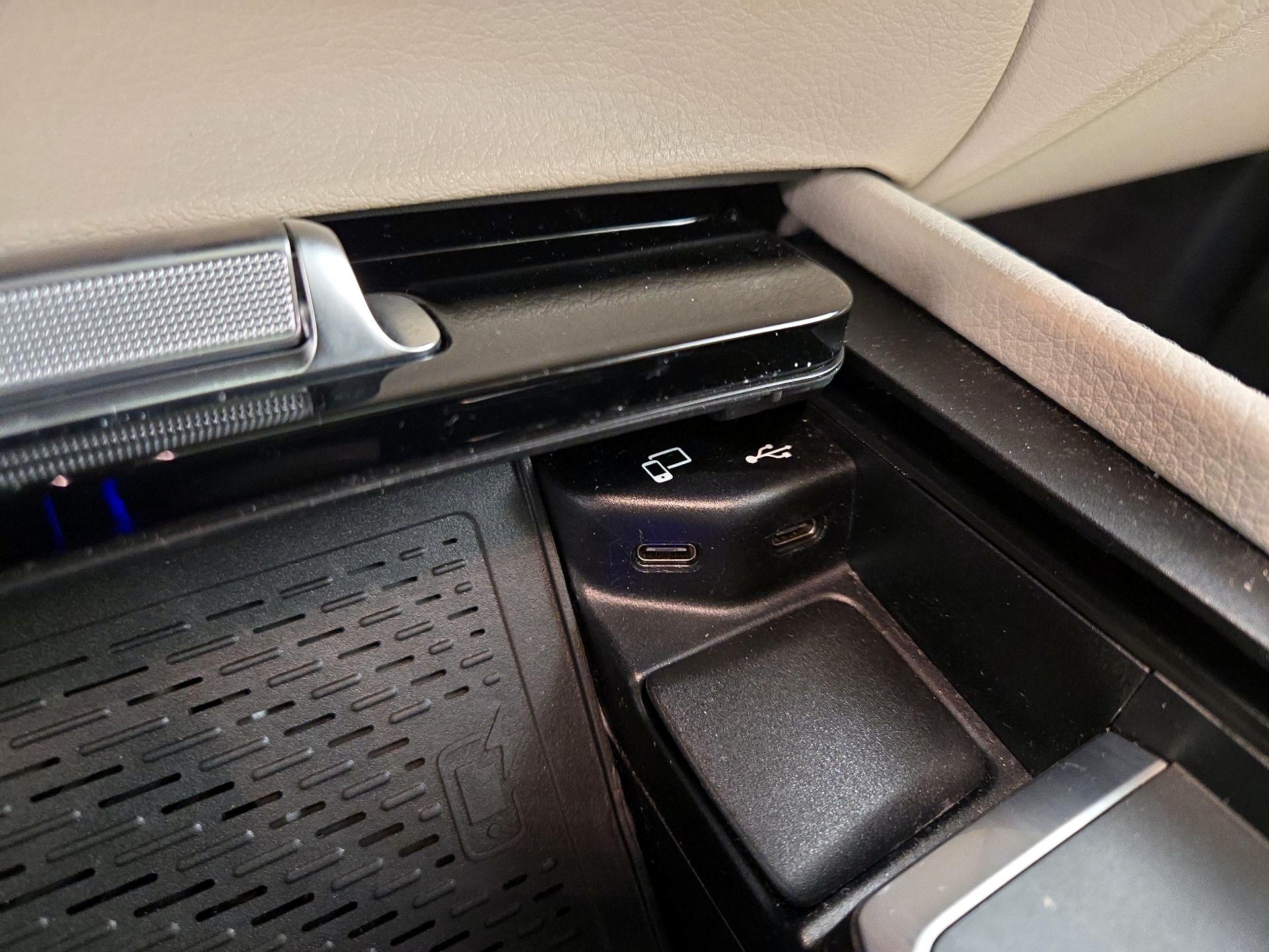 Thumbnail: 2021 Mercedes-Benz GLE - 19