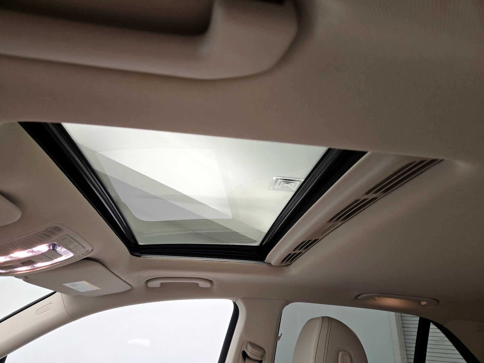 Thumbnail: 2021 Mercedes-Benz GLE - 20