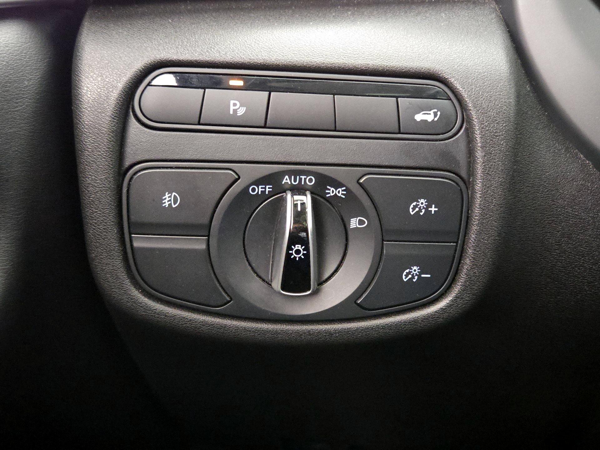 Thumbnail: 2020 INFINITI QX50 - 13