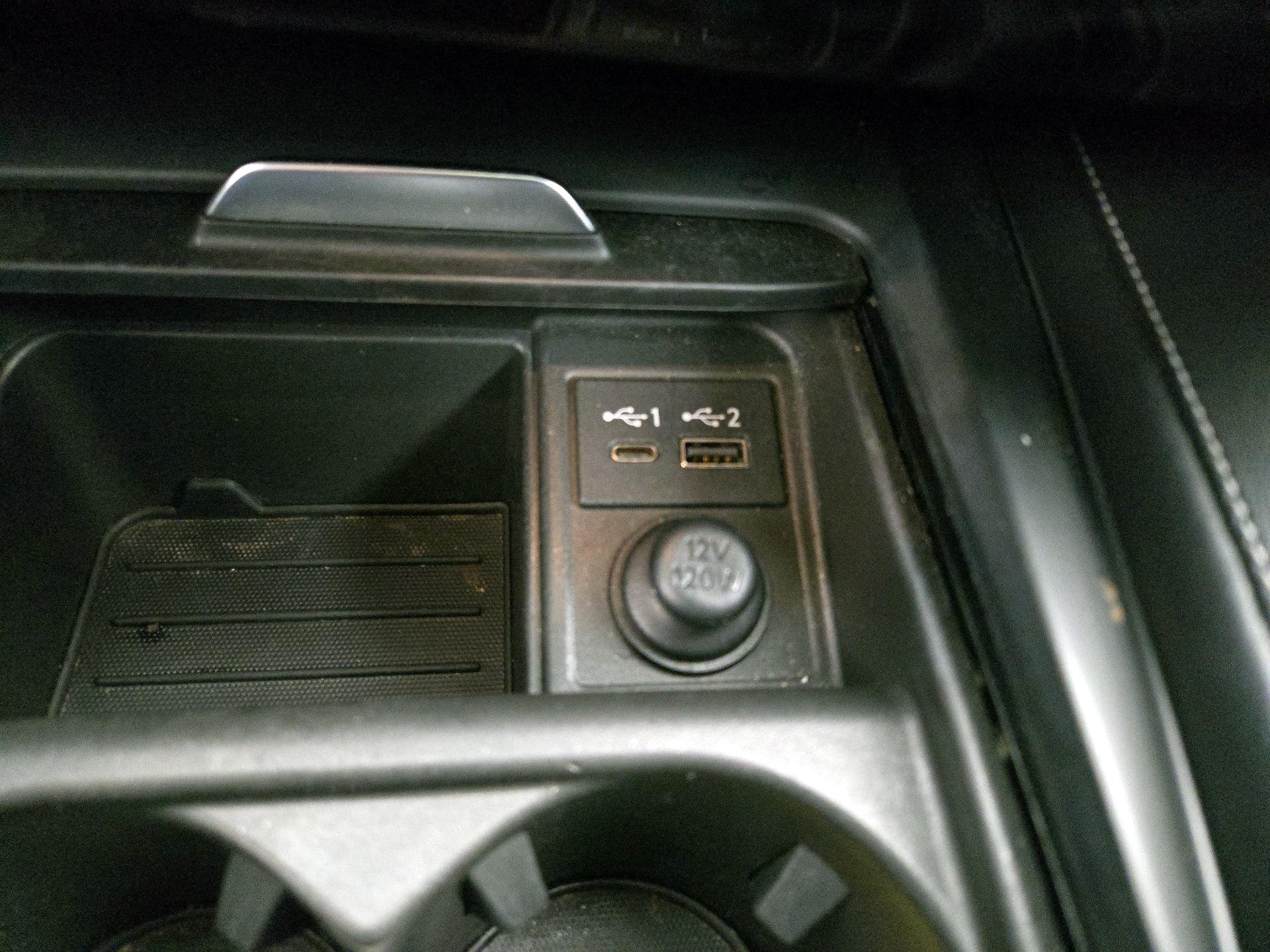 Thumbnail: 2020 INFINITI QX50 - 19