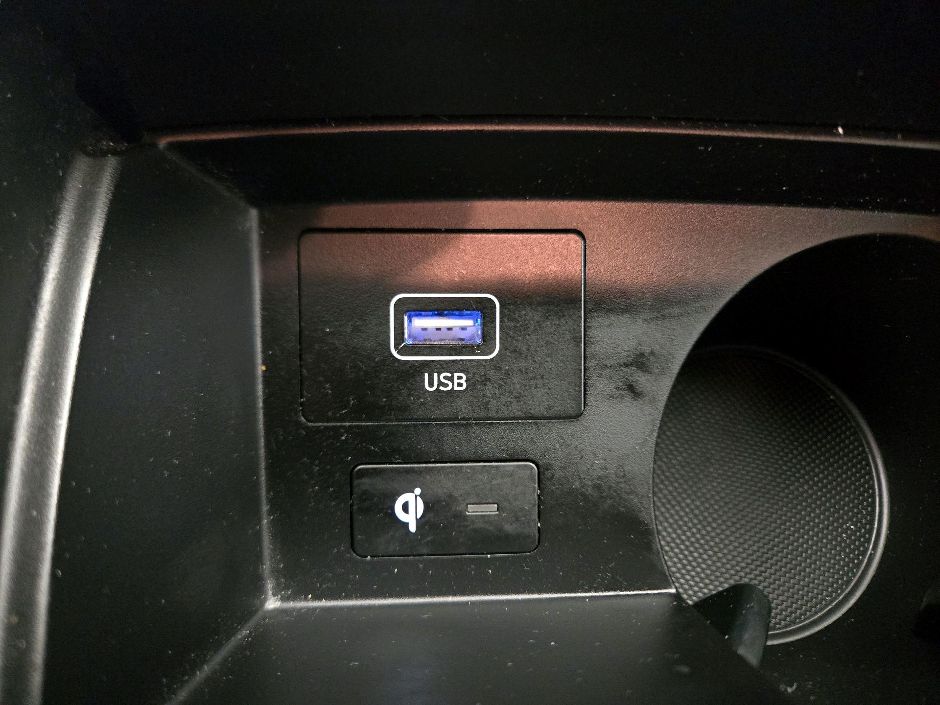 Thumbnail: 2022 Hyundai Santa Fe - 18