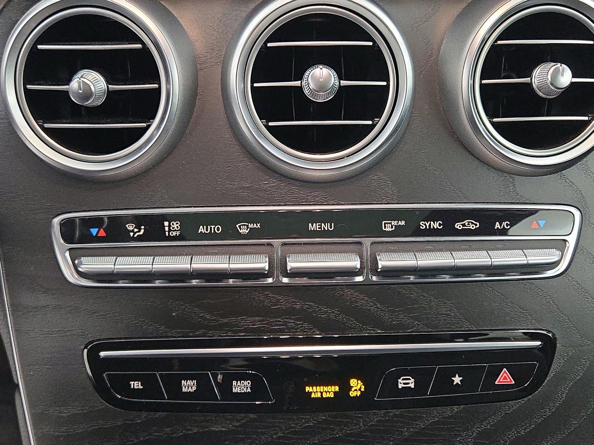 Thumbnail: 2020 Mercedes-Benz GLC - 16