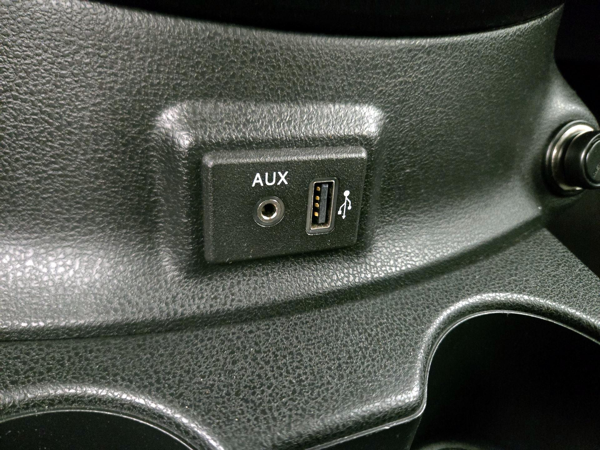 Thumbnail: 2018 Nissan Versa Note - 18