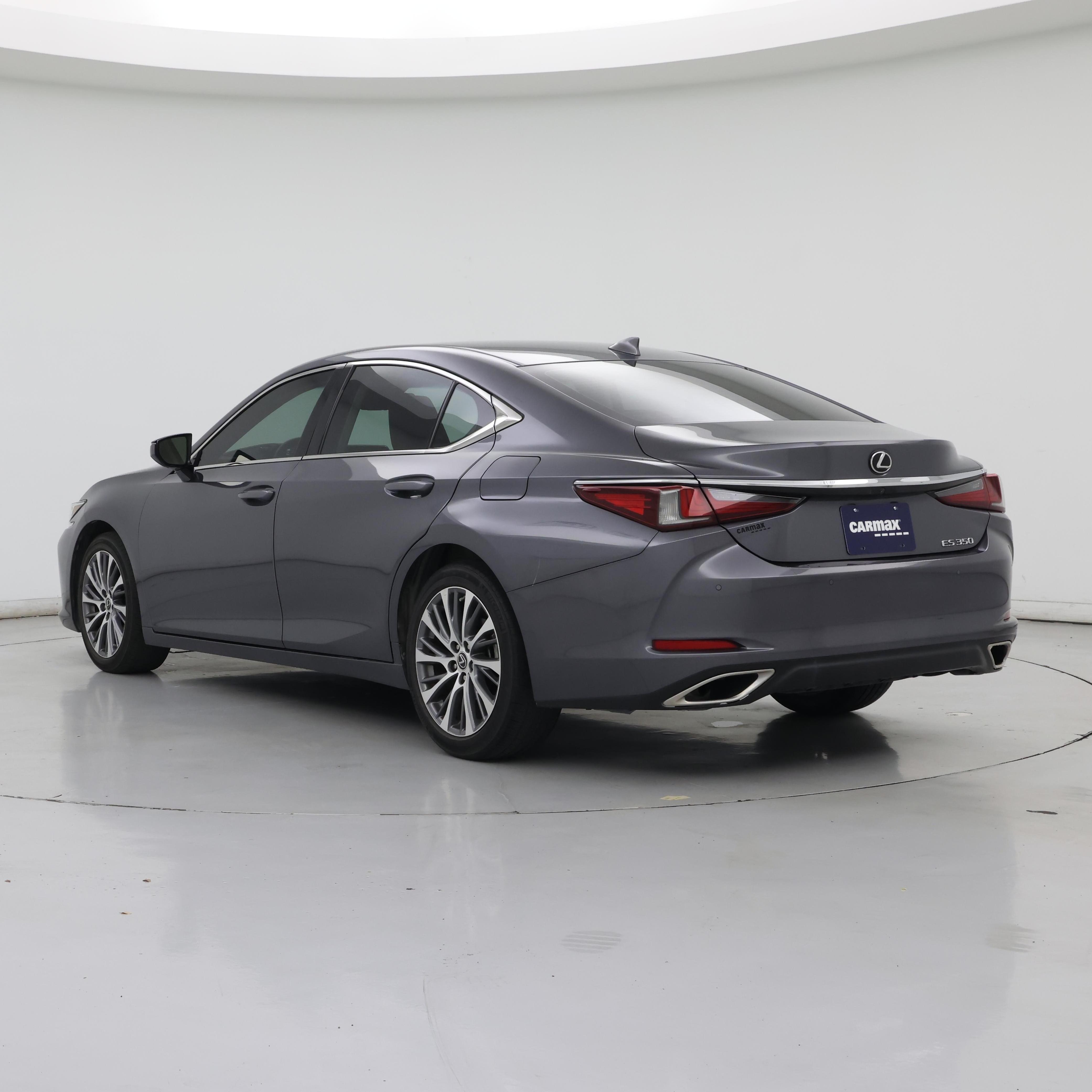 Thumbnail: 2019 Lexus ES - 2