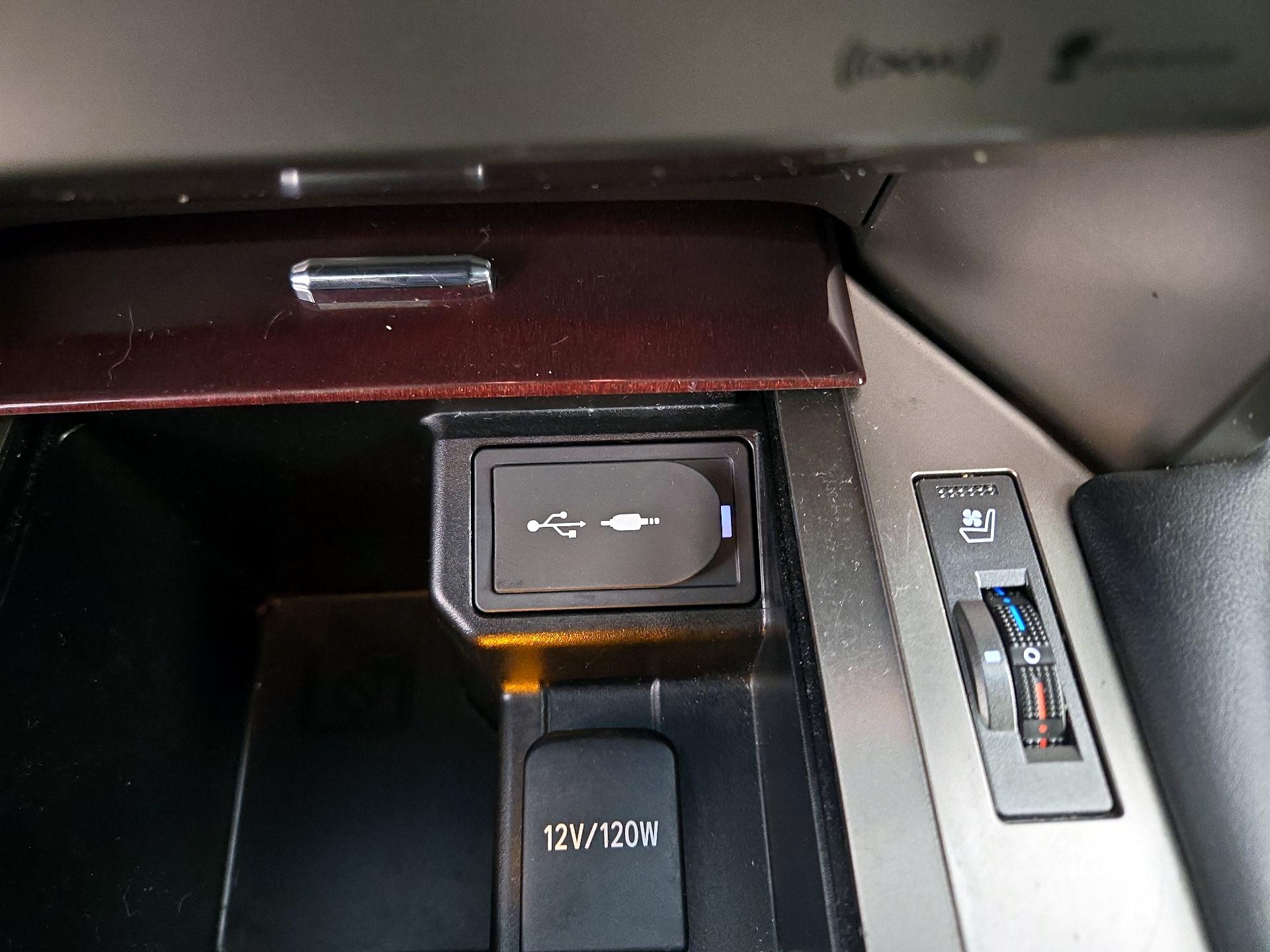 Thumbnail: 2017 Lexus GX - 19