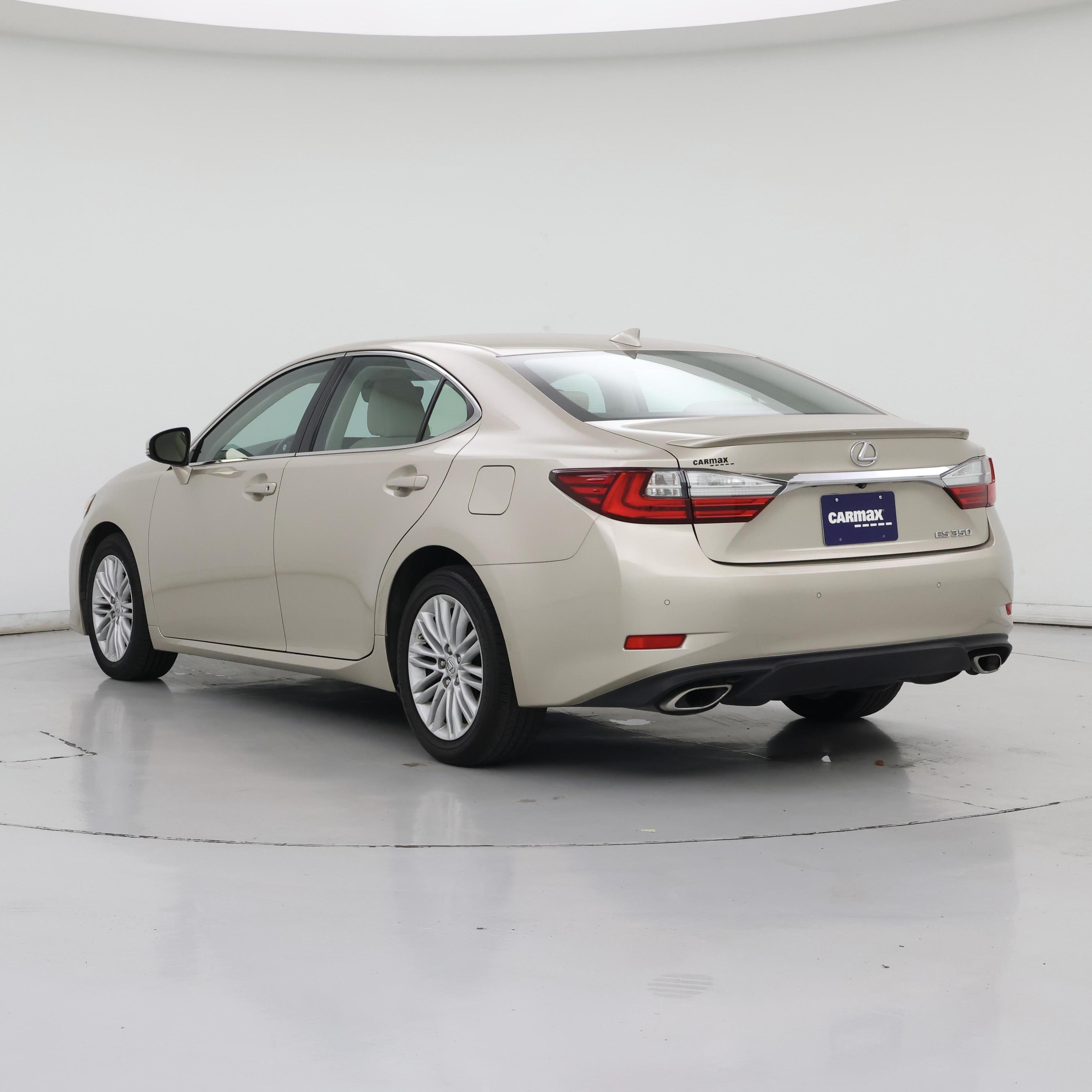 Thumbnail: 2016 Lexus ES - 2