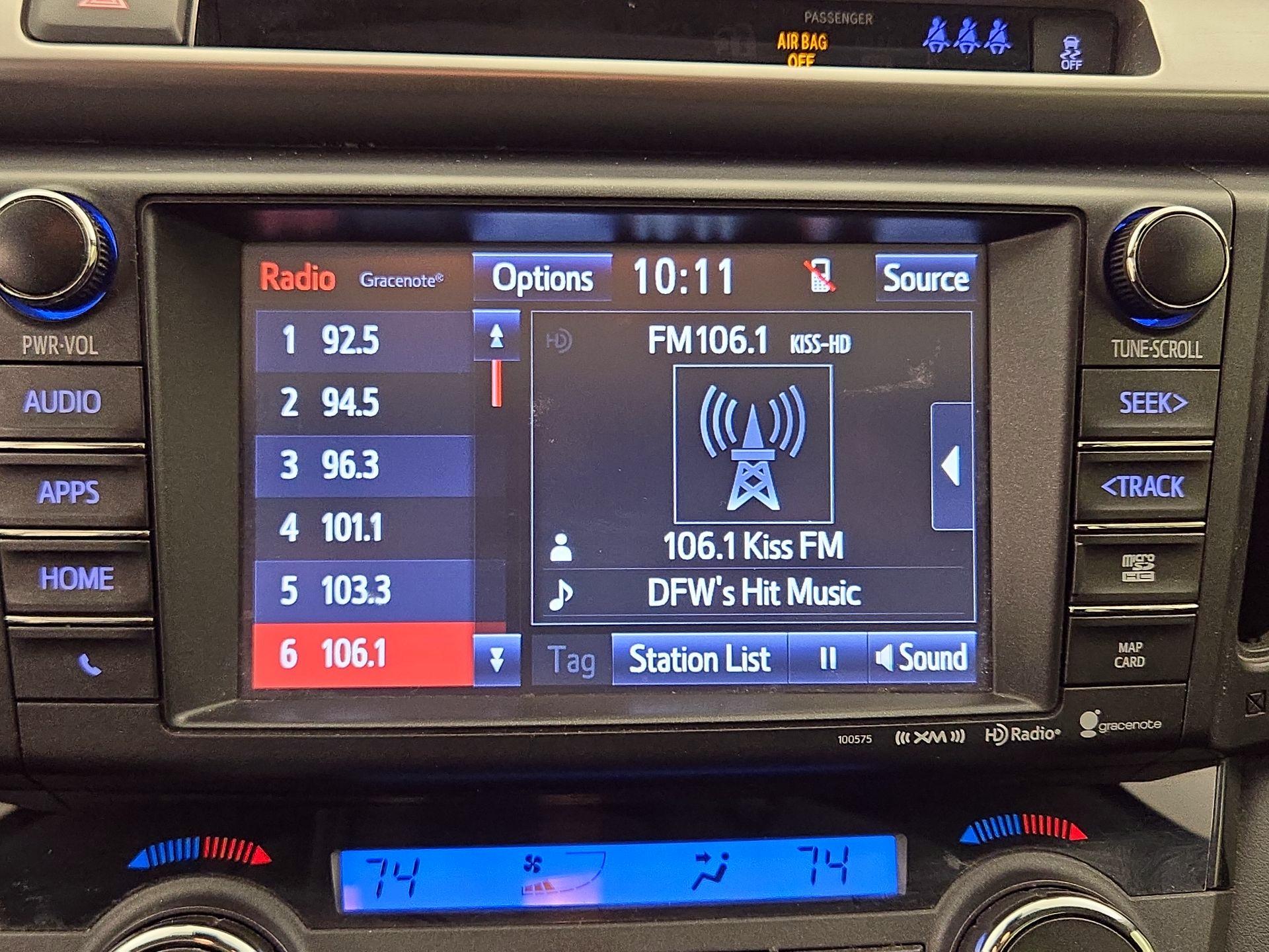 Thumbnail: 2017 Toyota RAV4 - 15