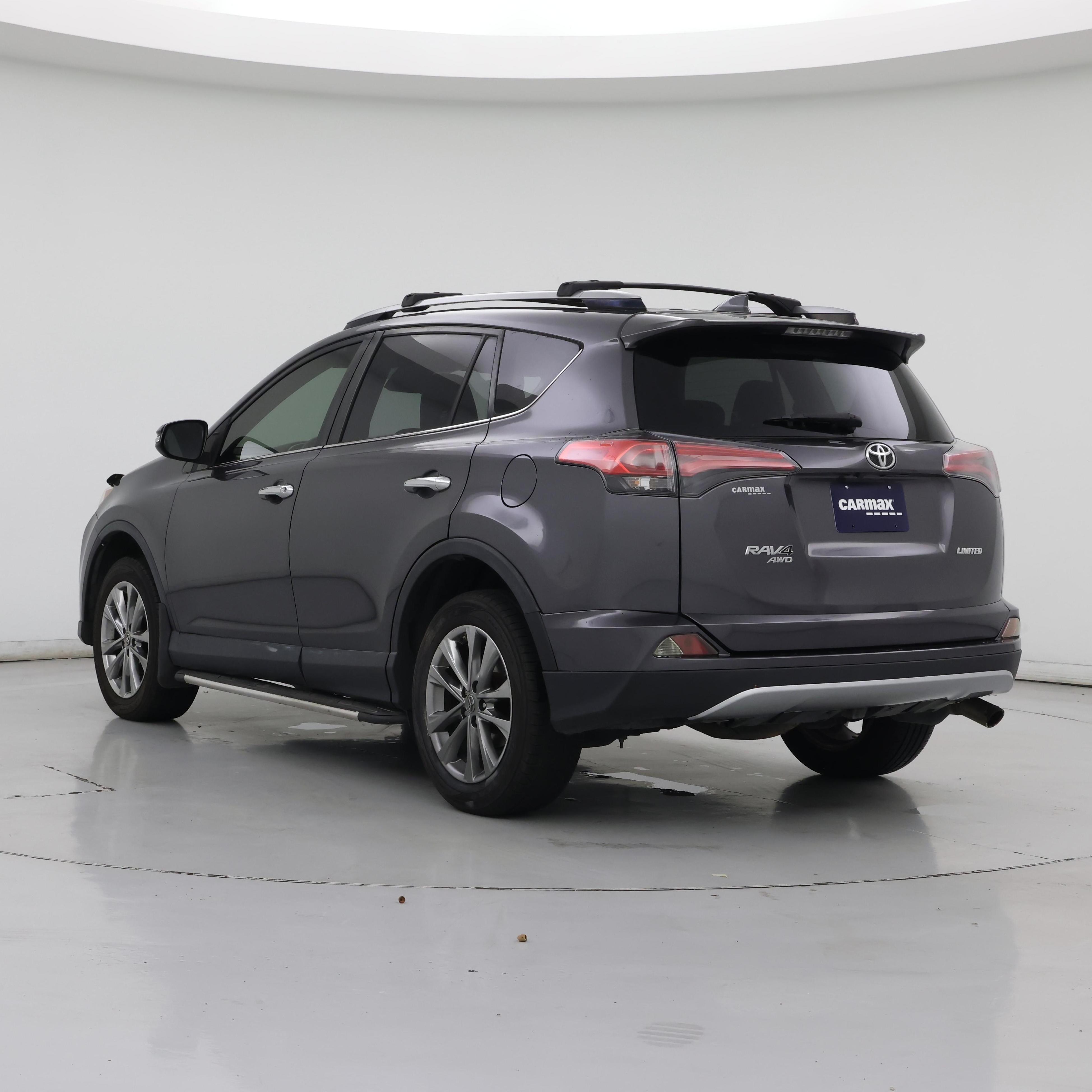 Thumbnail: 2017 Toyota RAV4 - 2