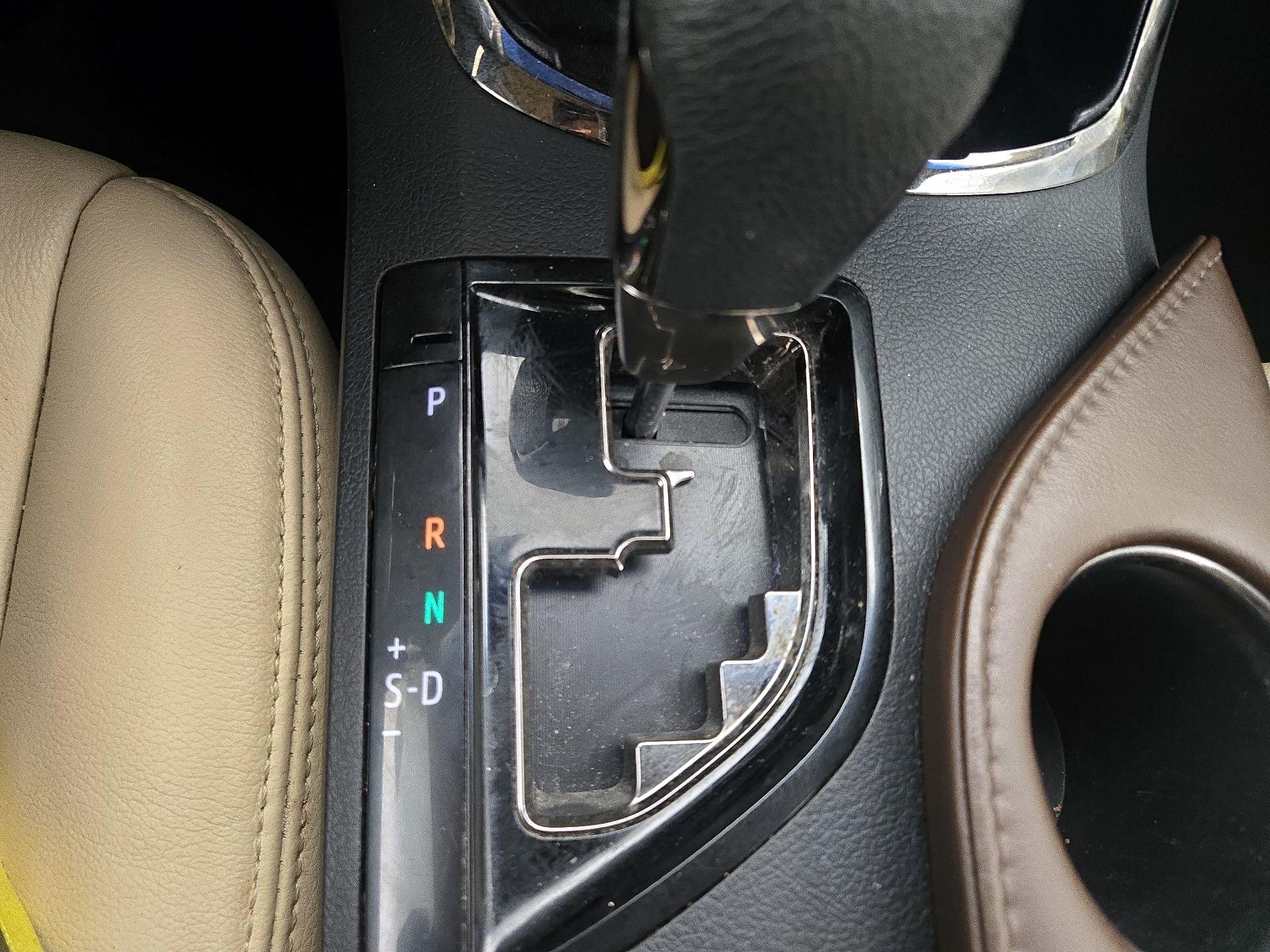 Thumbnail: 2016 Toyota Avalon - 17