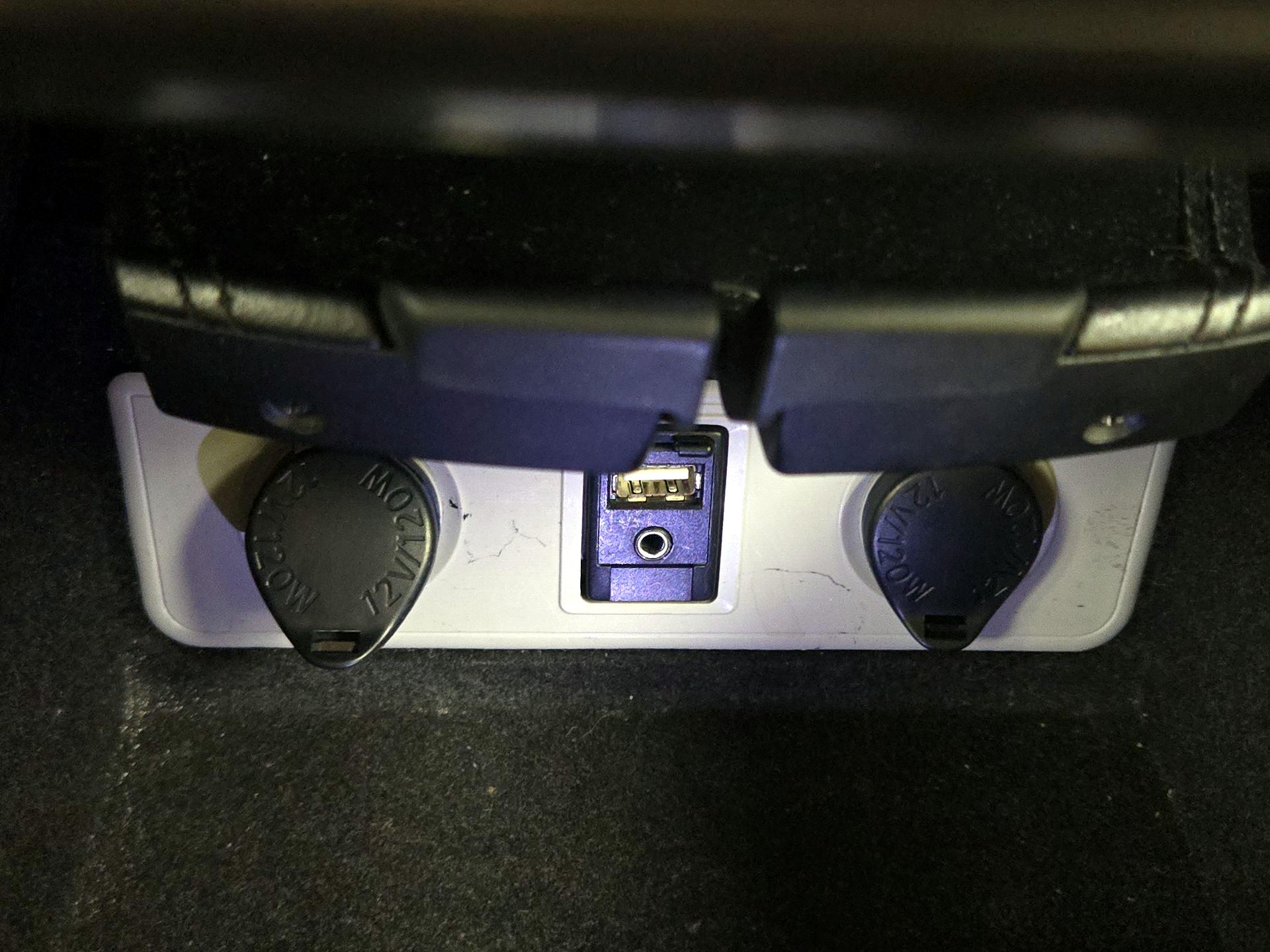 Thumbnail: 2016 Toyota Avalon - 18