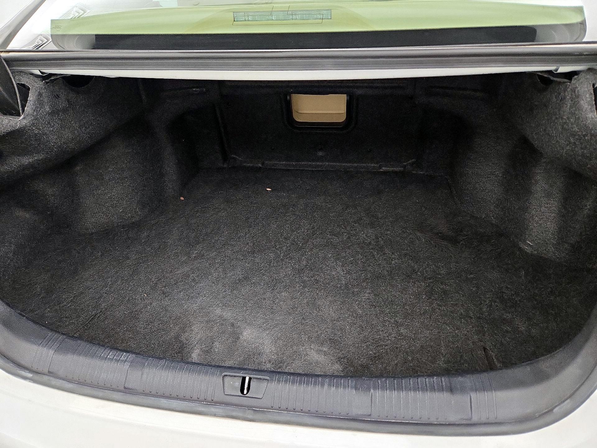 Thumbnail: 2016 Toyota Avalon - 20