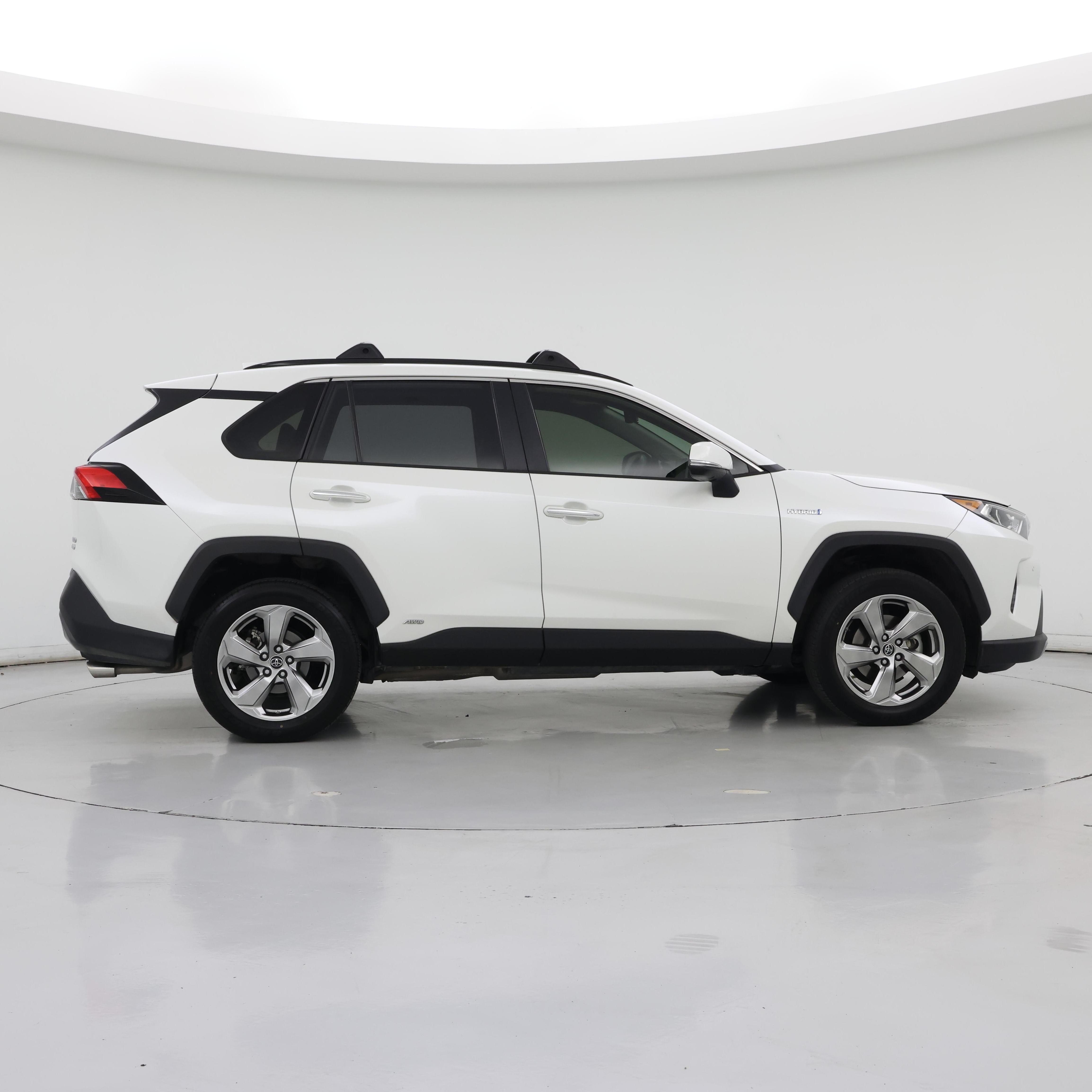 Thumbnail: 2019 Toyota RAV4 - 7