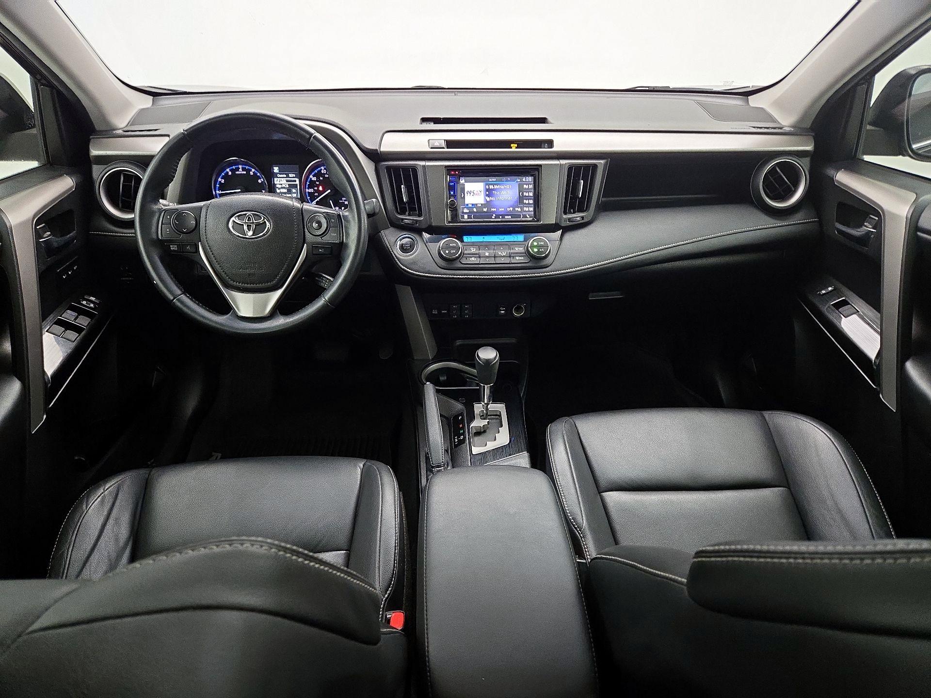 Thumbnail: 2016 Toyota RAV4 - 9