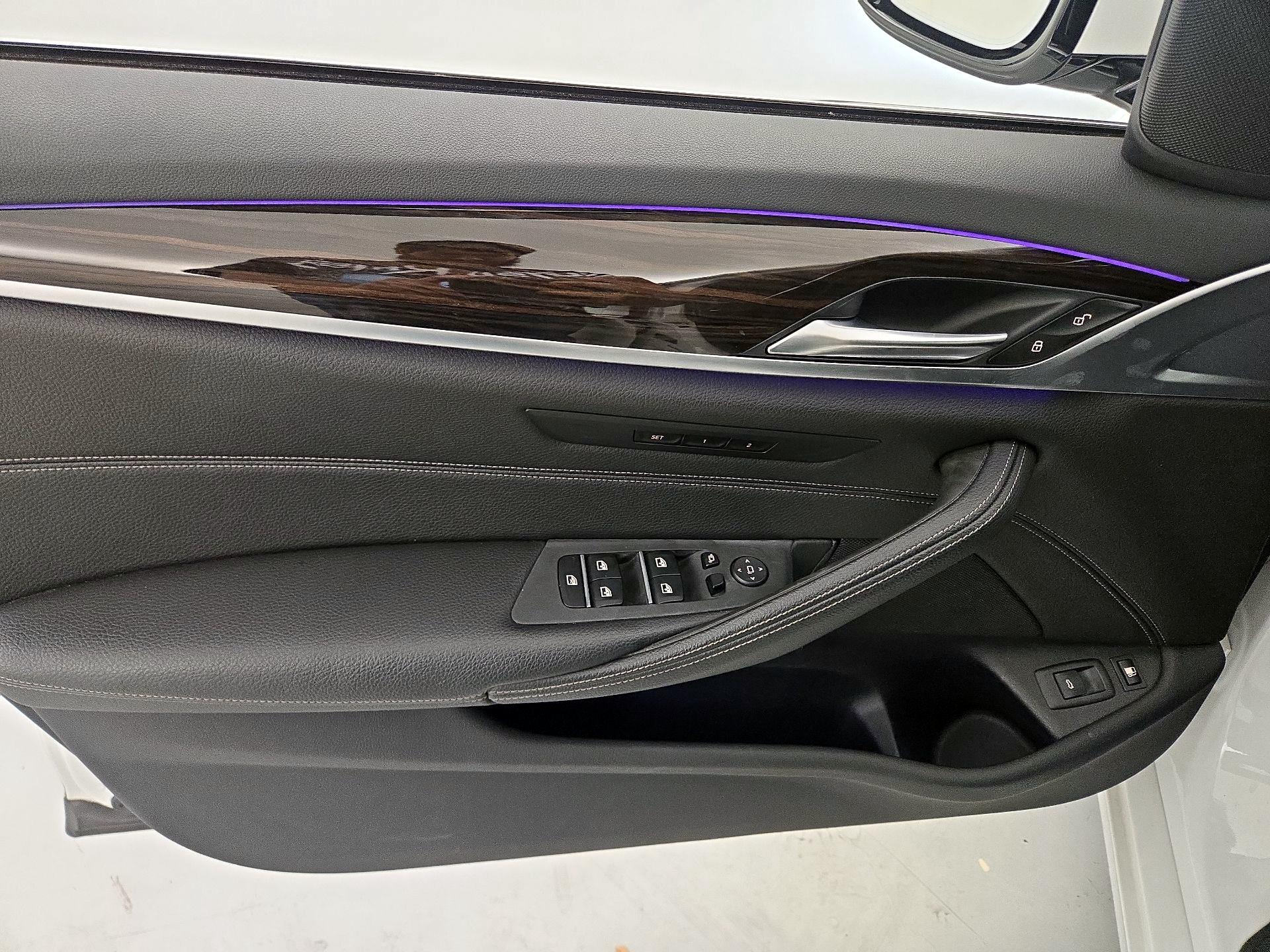 Thumbnail: 2018 BMW 5 Series - 12