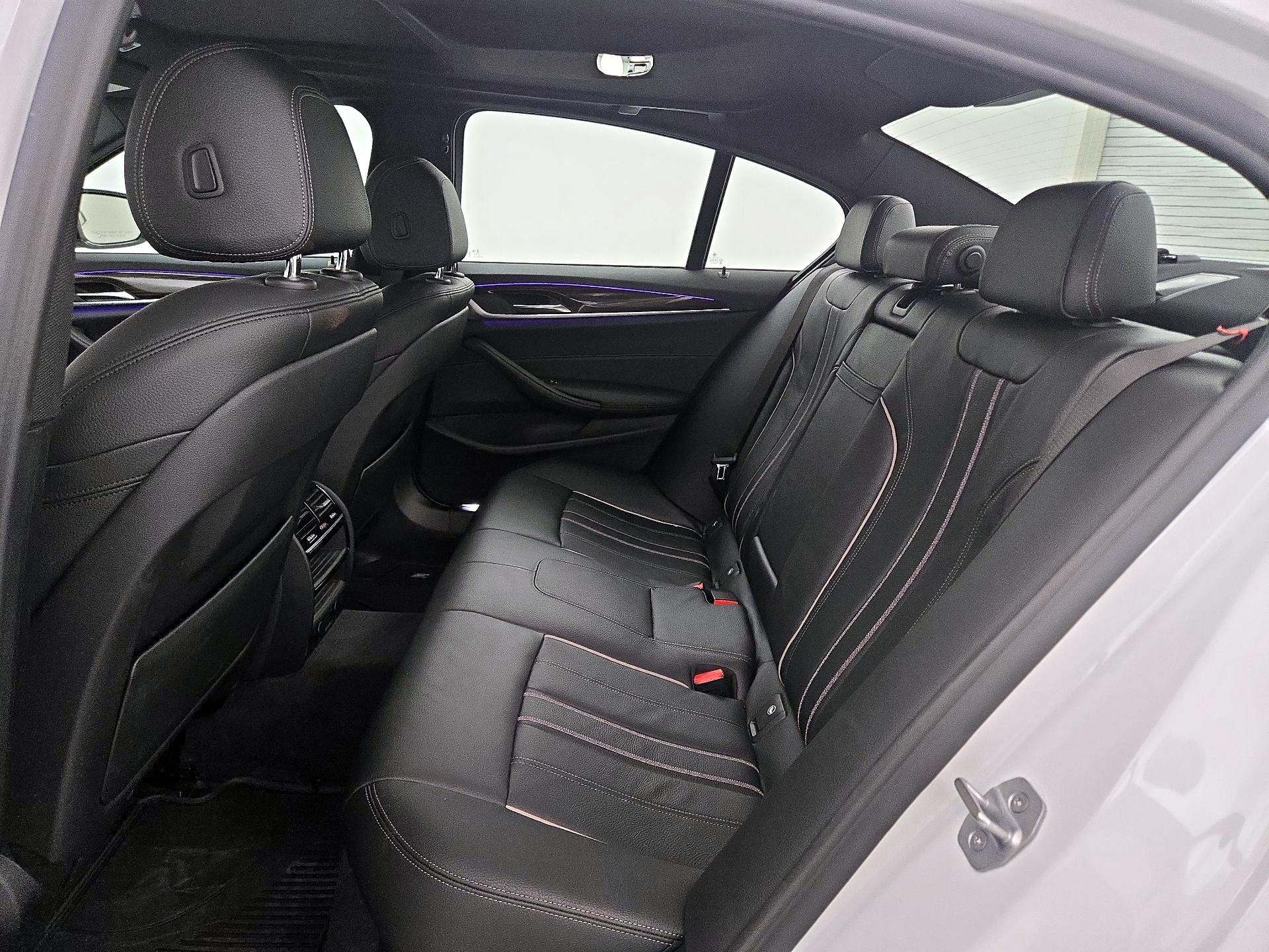 Thumbnail: 2018 BMW 5 Series - 19