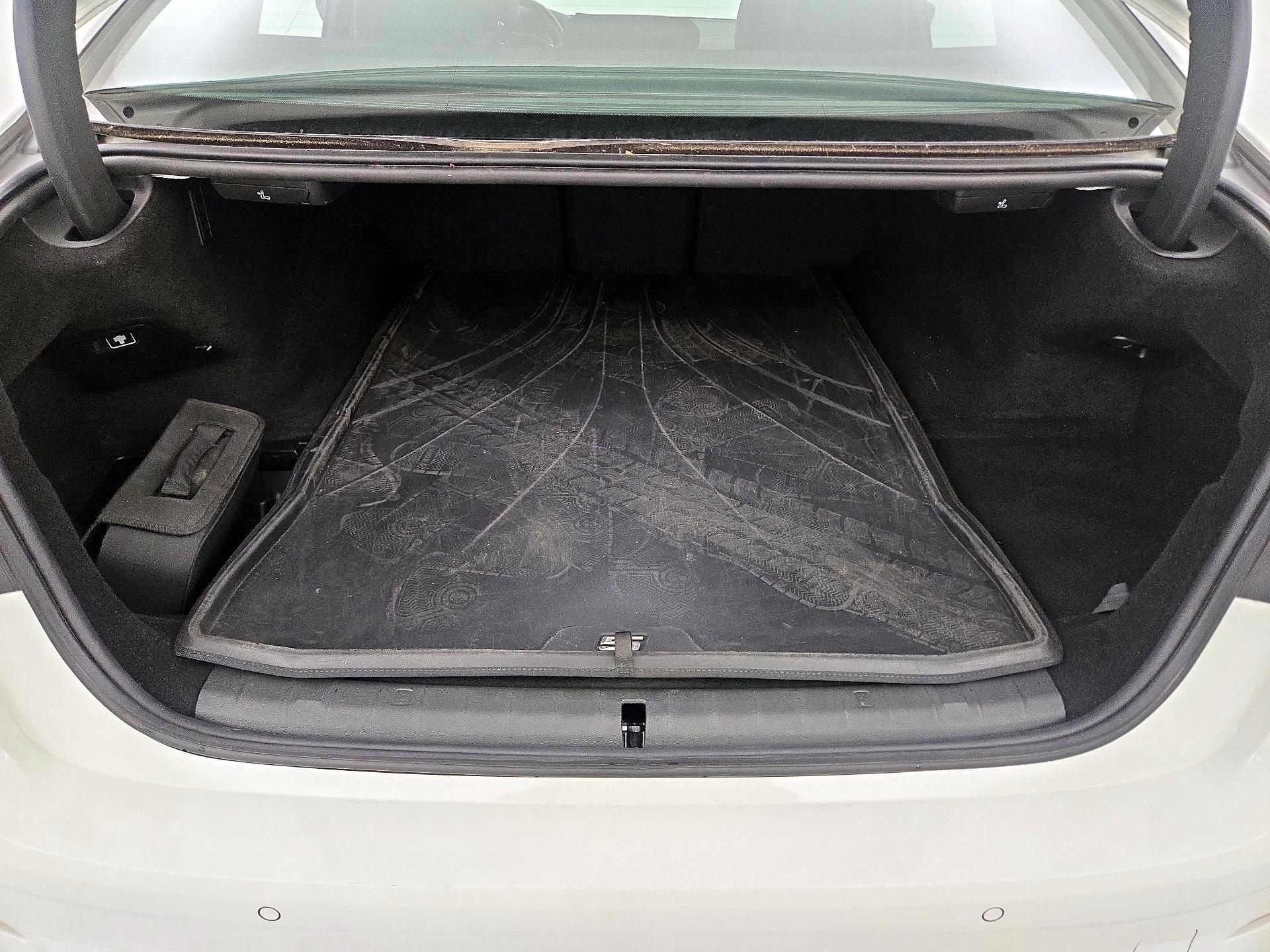 Thumbnail: 2018 BMW 5 Series - 20