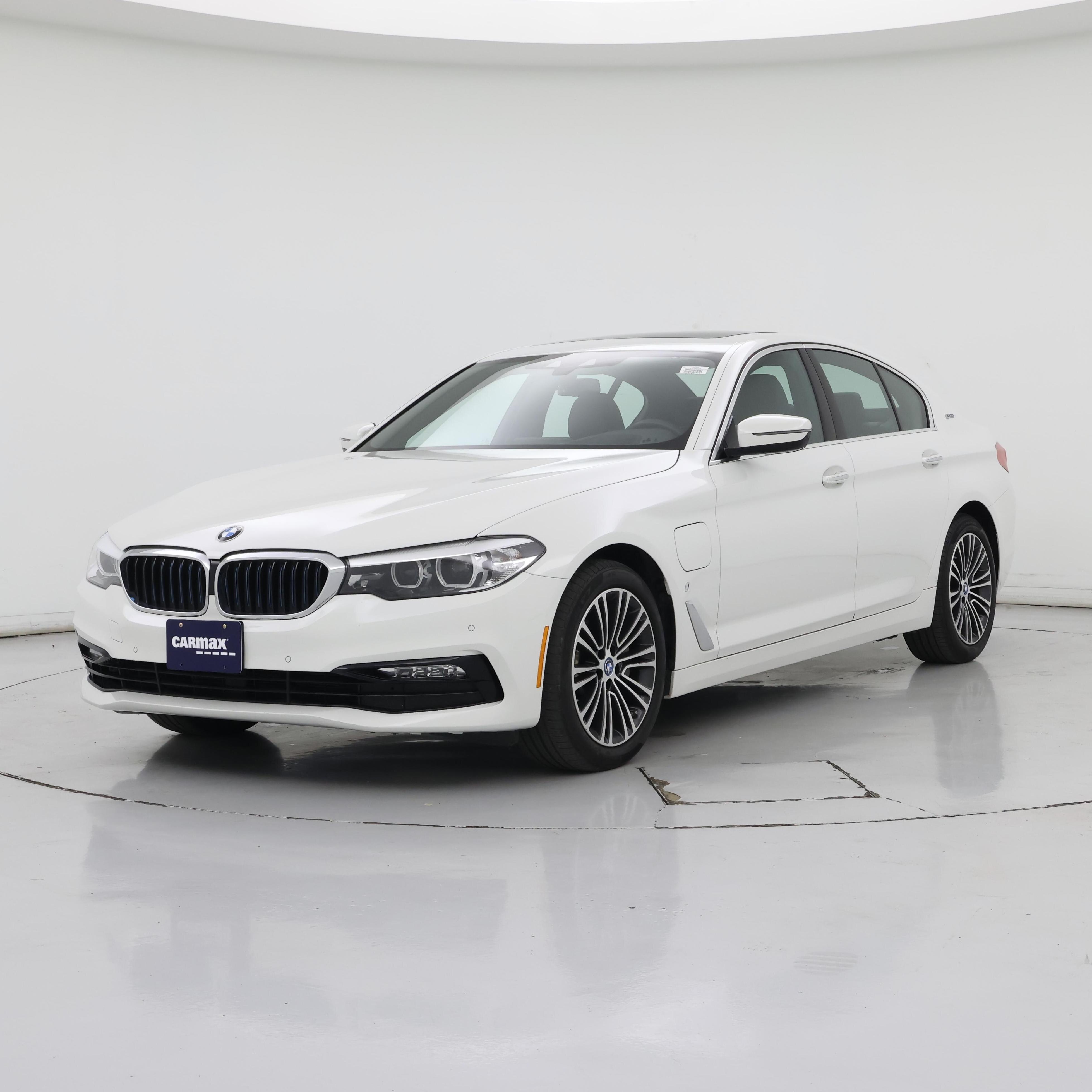 Thumbnail: 2018 BMW 5 Series - 4