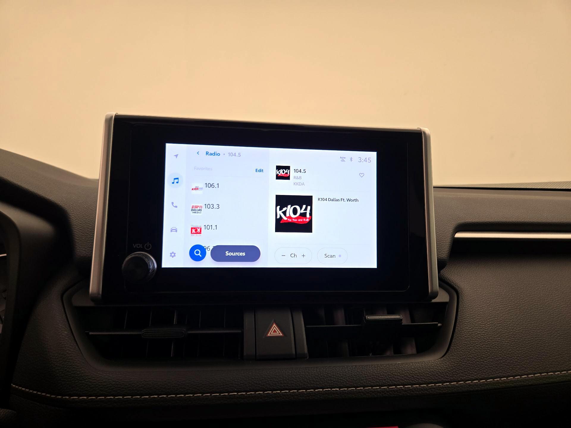 Thumbnail: 2024 Toyota RAV4 - 15