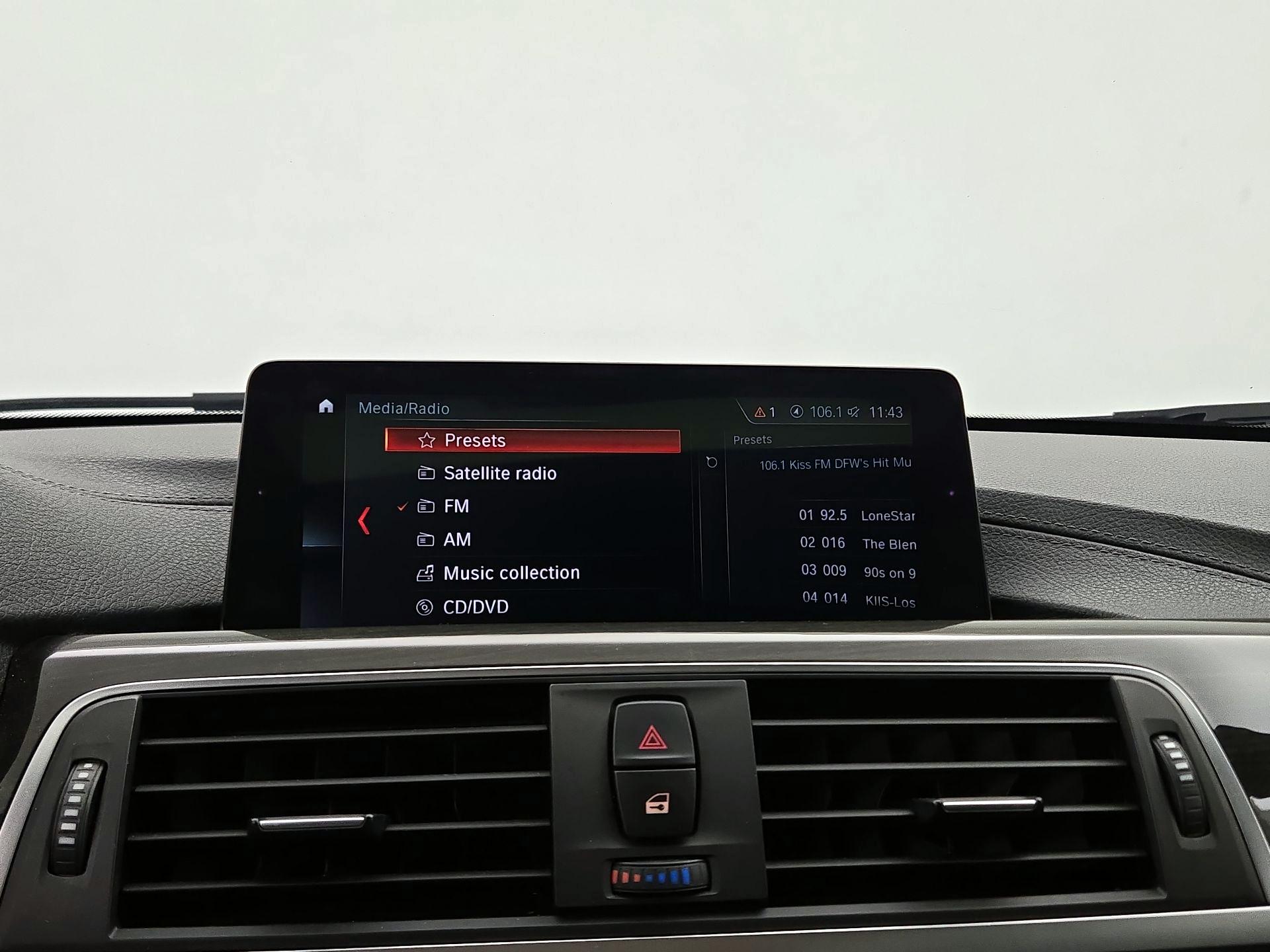 Thumbnail: 2018 BMW 3 Series - 16