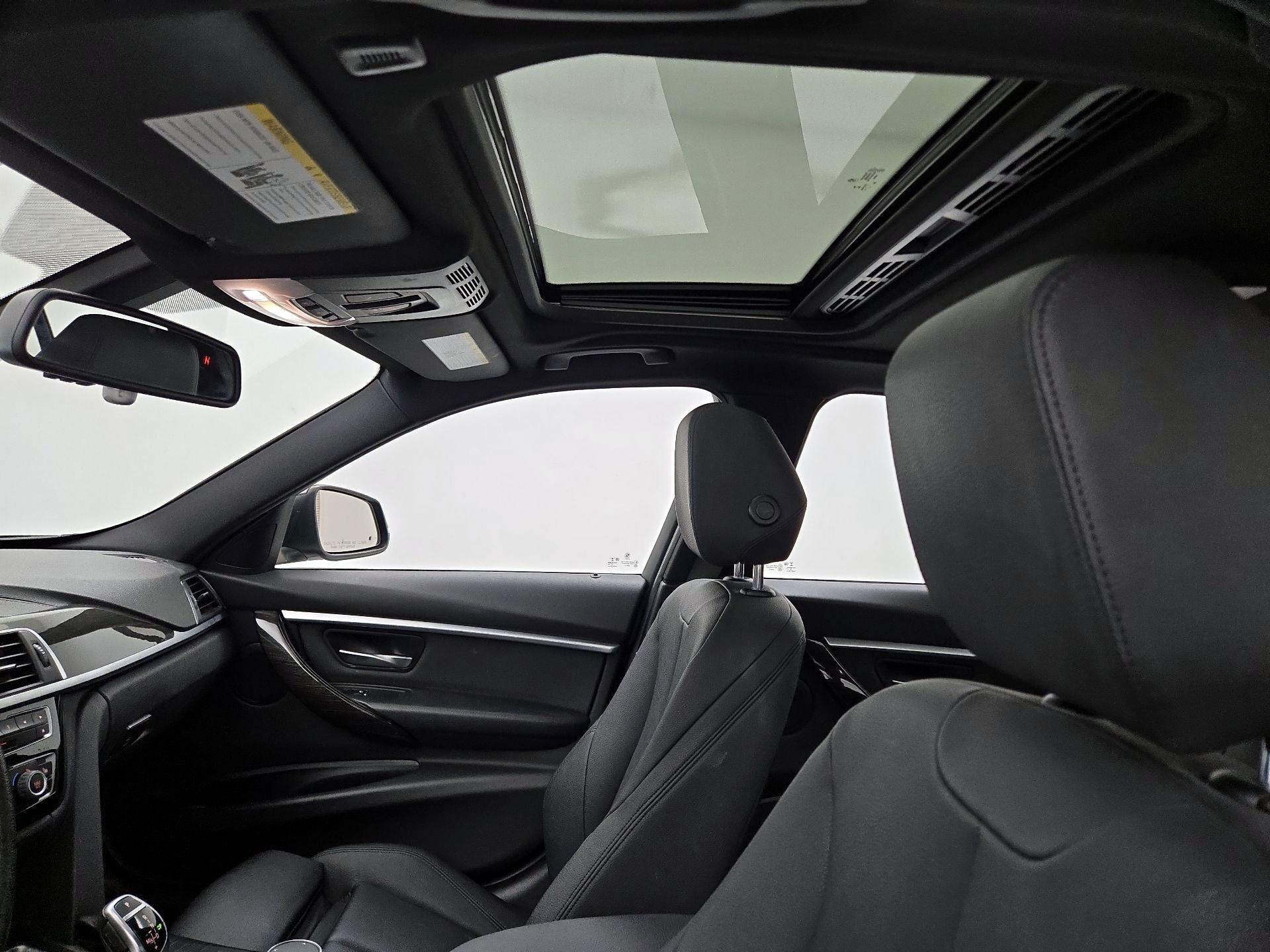 Thumbnail: 2018 BMW 3 Series - 19