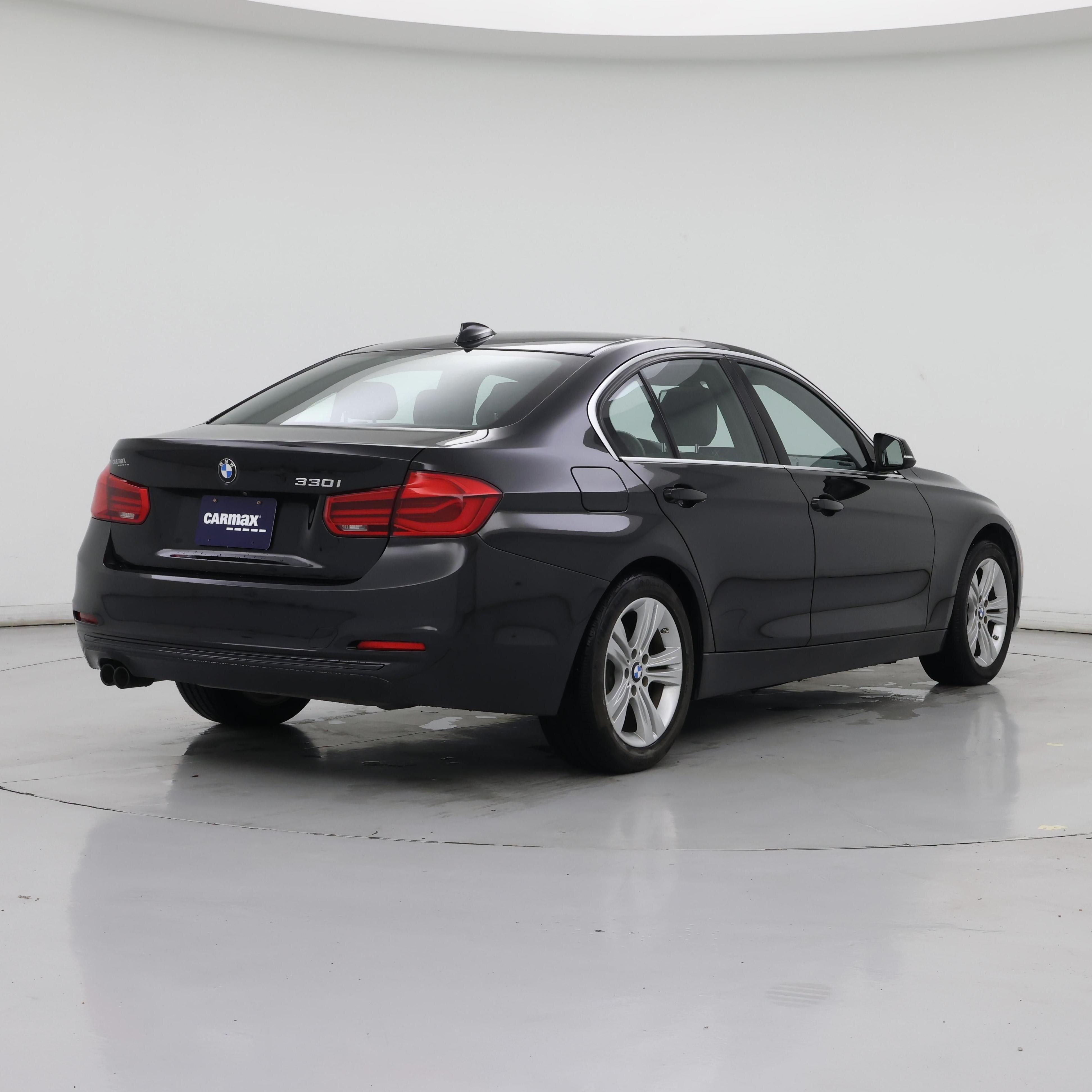 Thumbnail: 2018 BMW 3 Series - 8