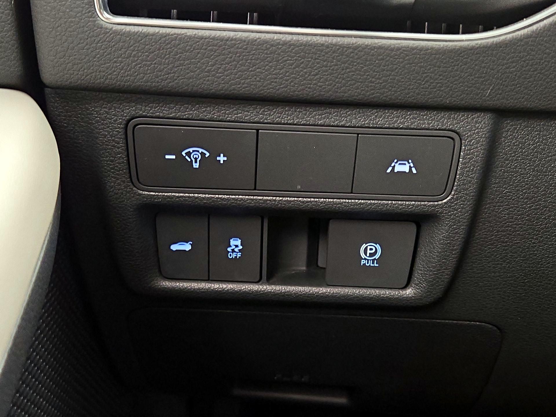 Thumbnail: 2022 Hyundai Sonata - 13