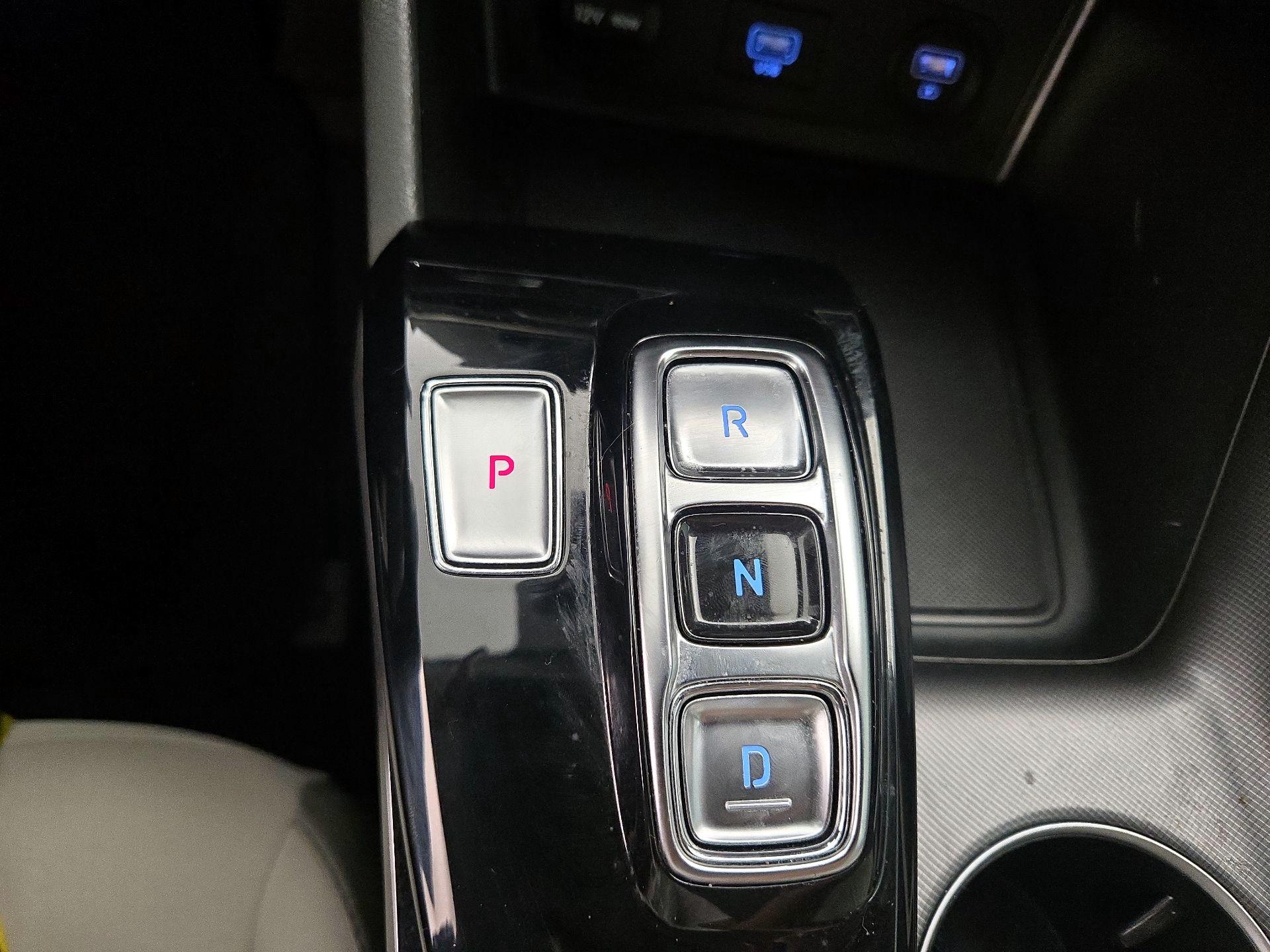 Thumbnail: 2022 Hyundai Sonata - 17