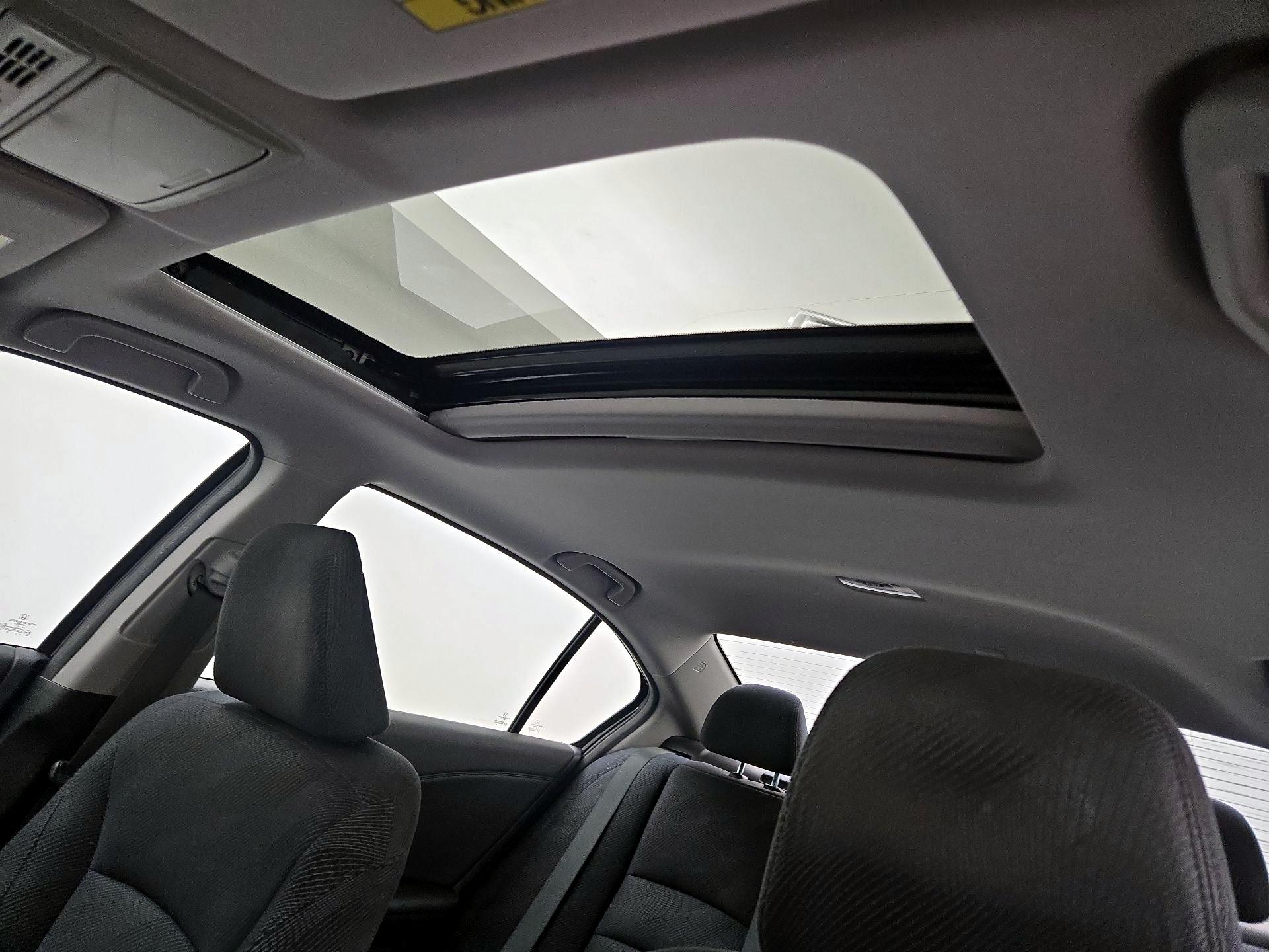 Thumbnail: 2016 Honda Accord - 19