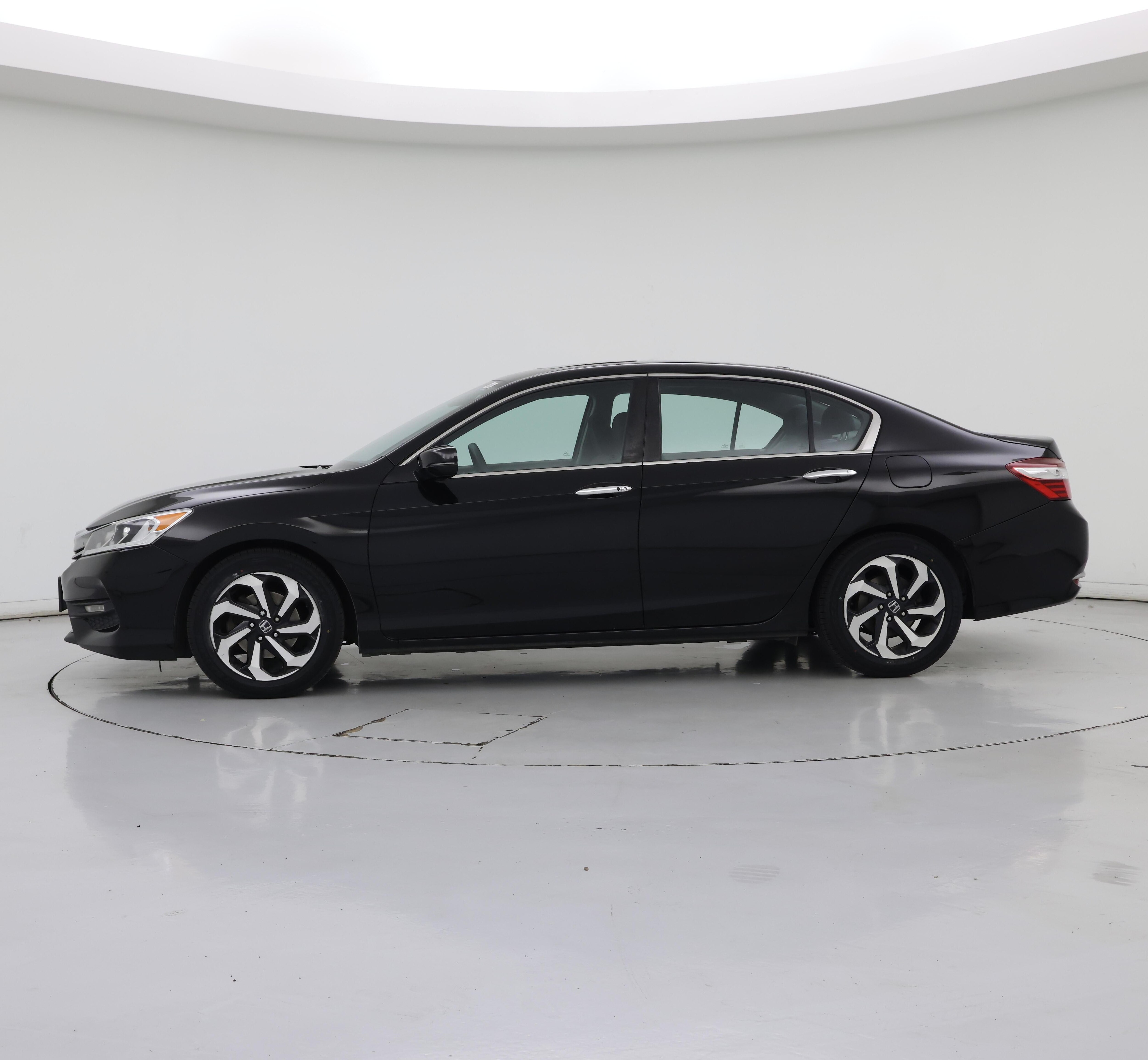 Thumbnail: 2016 Honda Accord - 3
