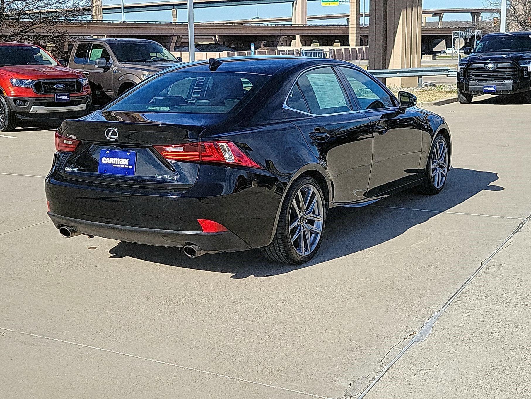 Thumbnail: 2016 Lexus IS - 5