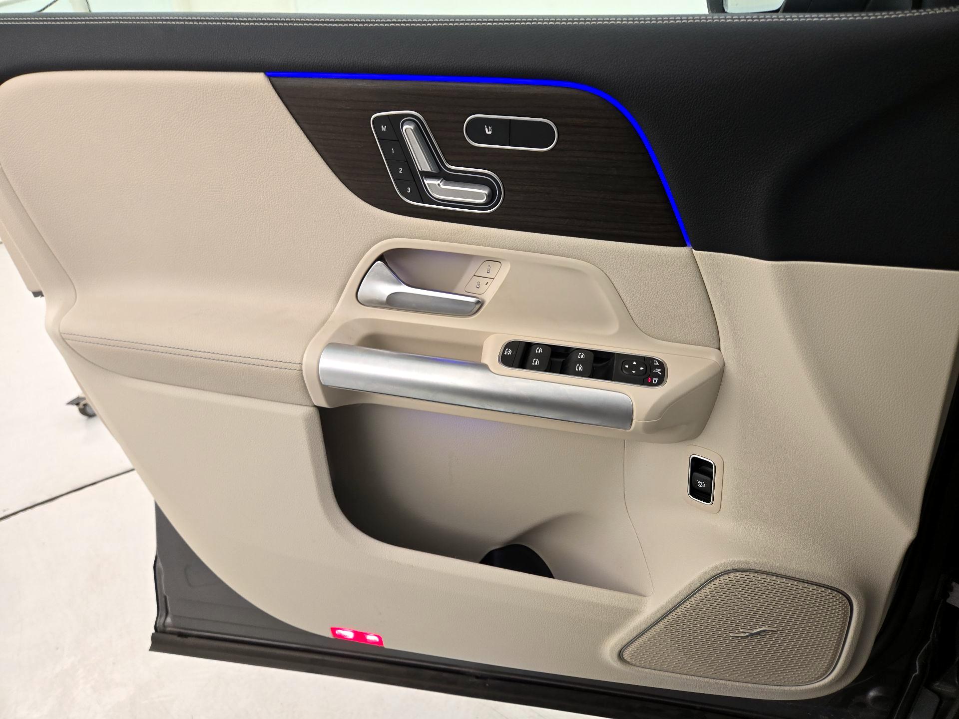 Thumbnail: 2025 Mercedes-Benz GLA - 12