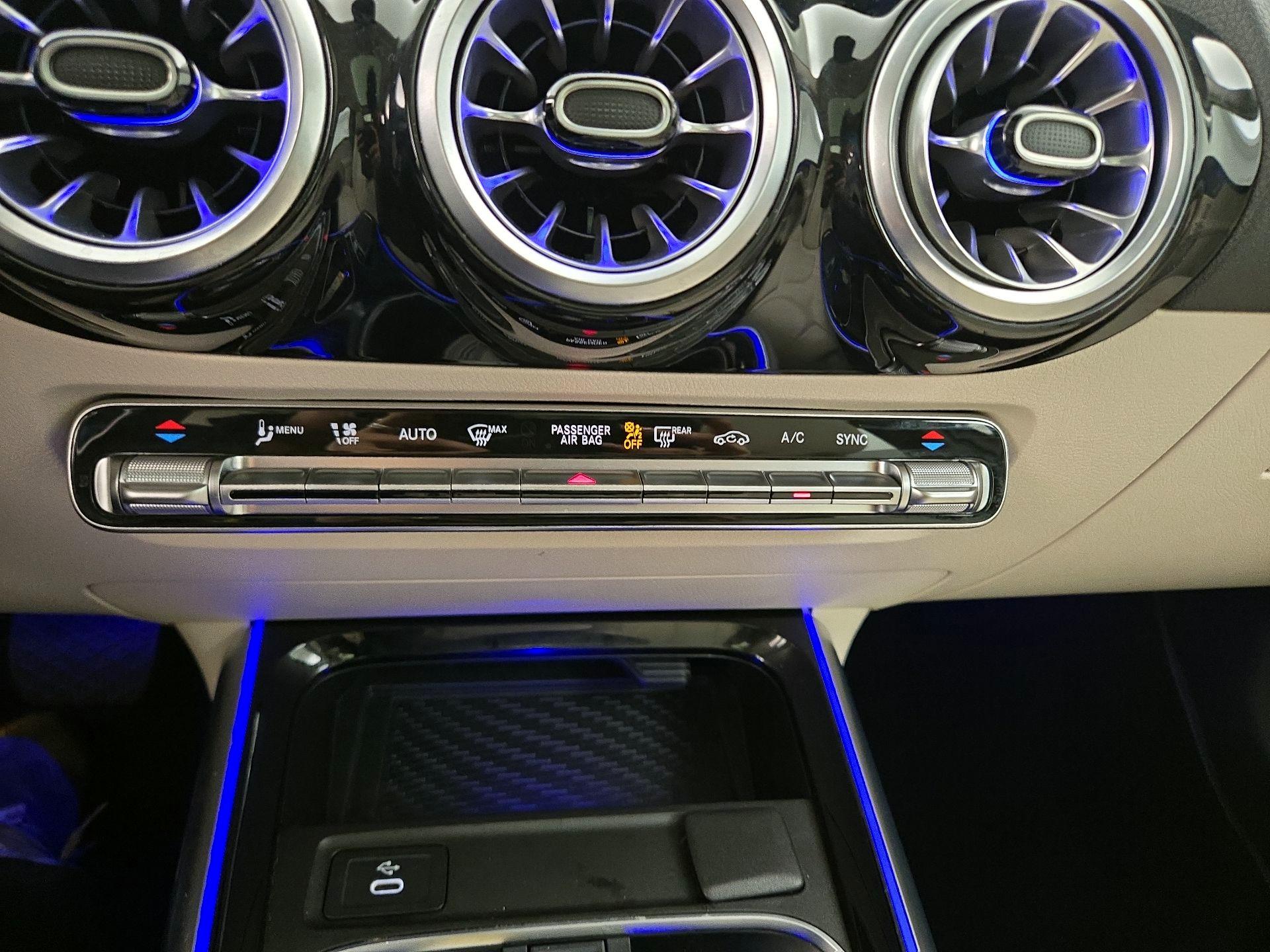 Thumbnail: 2025 Mercedes-Benz GLA - 17