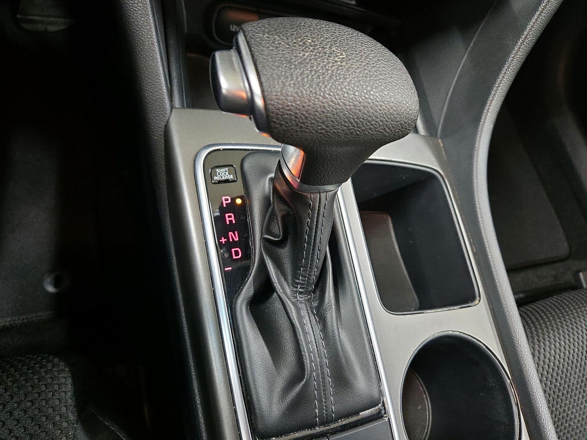 Thumbnail: 2019 Kia Optima - 17