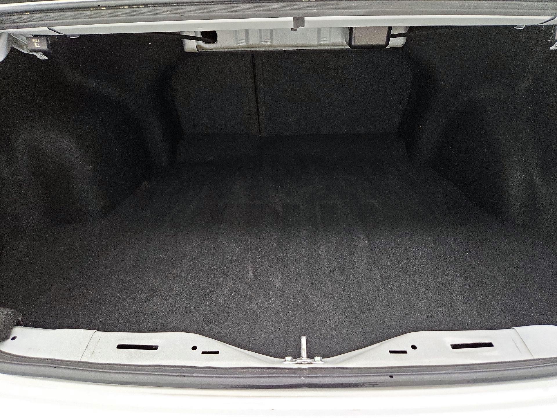 Thumbnail: 2019 Kia Optima - 20