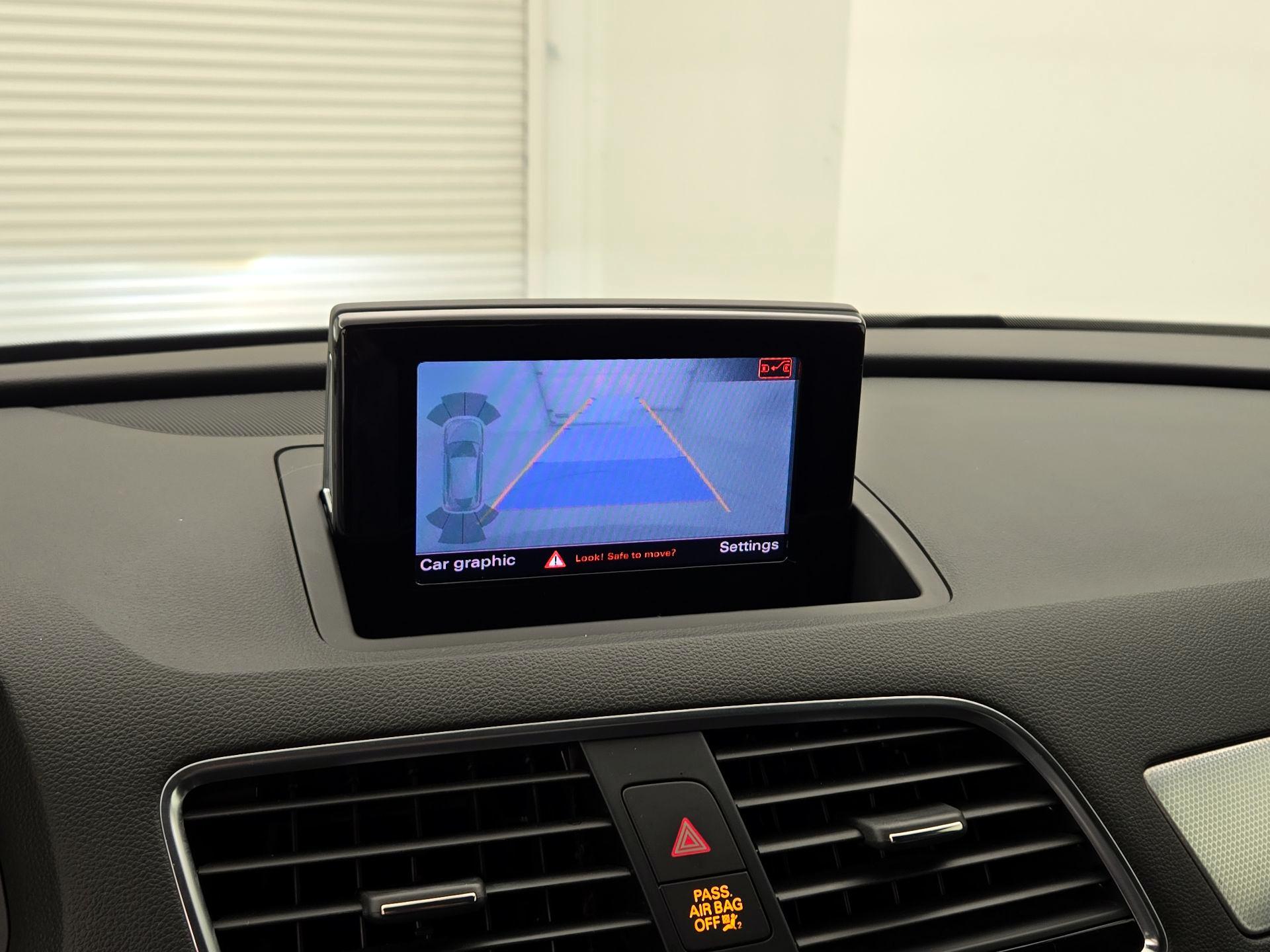 Thumbnail: 2017 Audi Q3 - 14