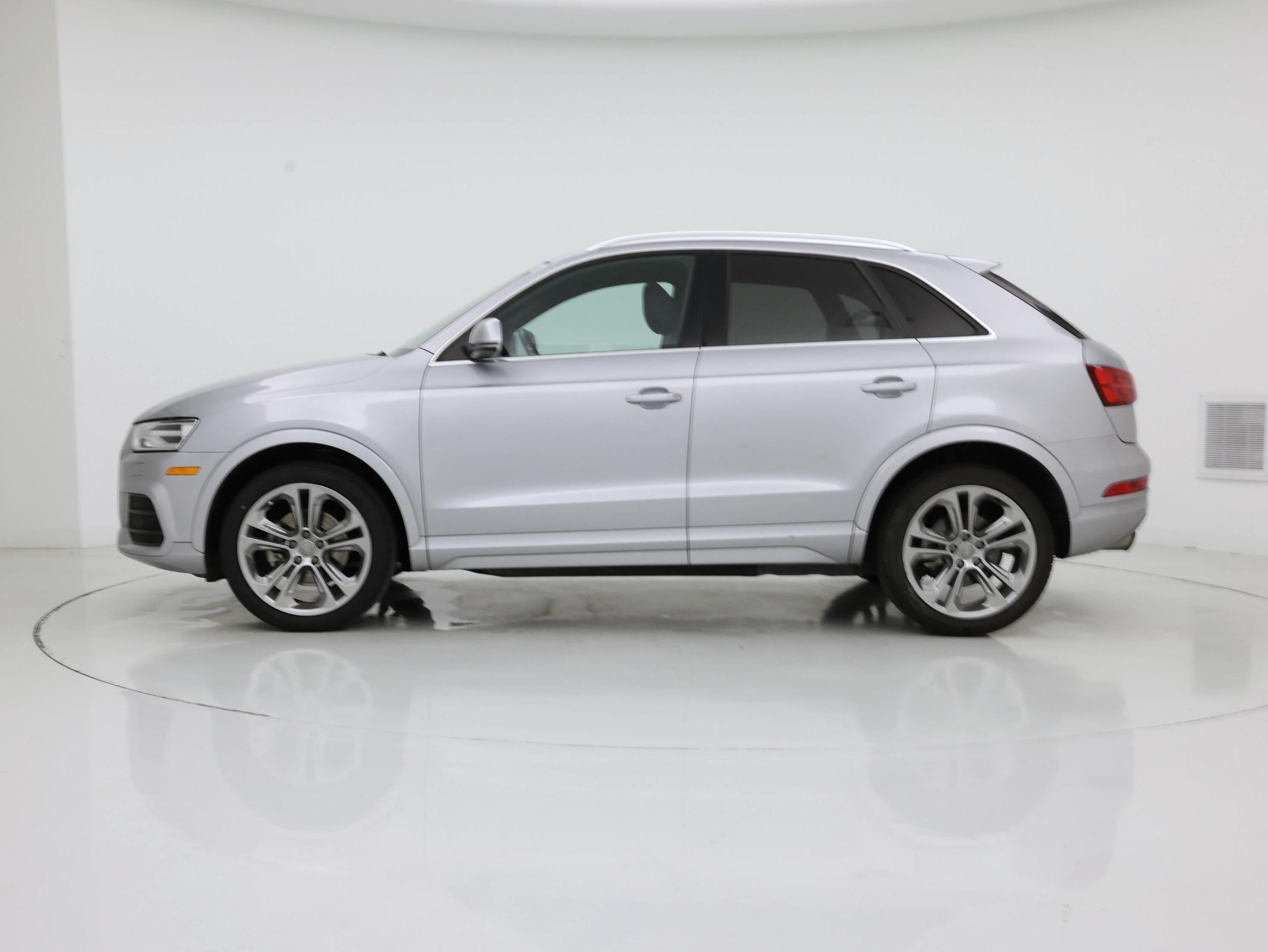 Thumbnail: 2017 Audi Q3 - 3