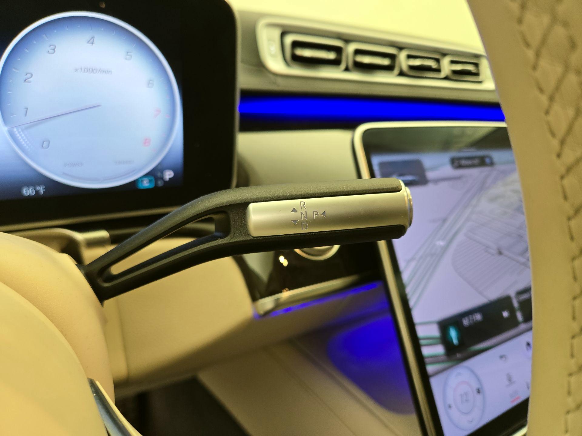 Thumbnail: 2021 Mercedes-Benz S-Class - 18