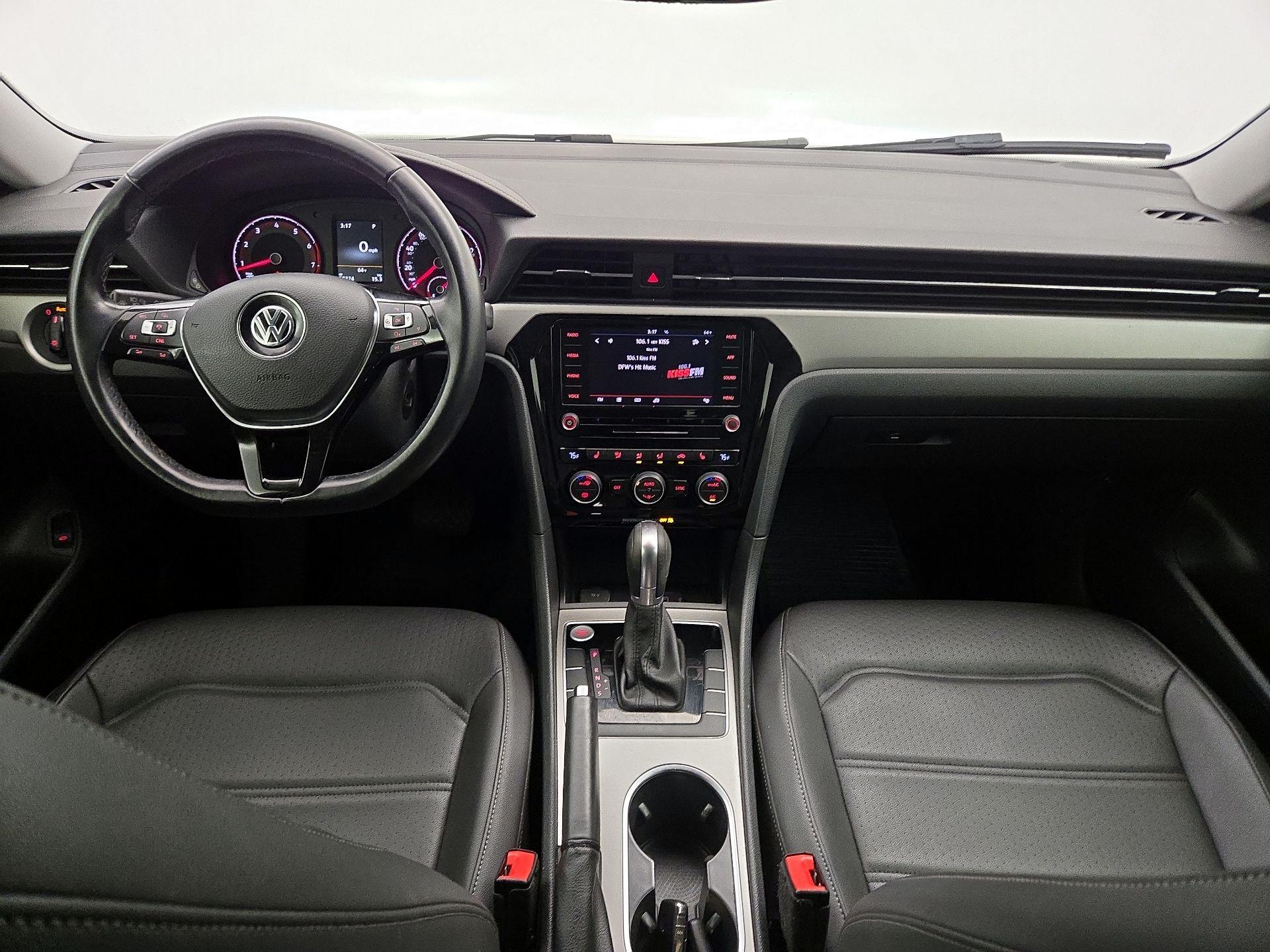 Thumbnail: 2020 Volkswagen Passat - 9