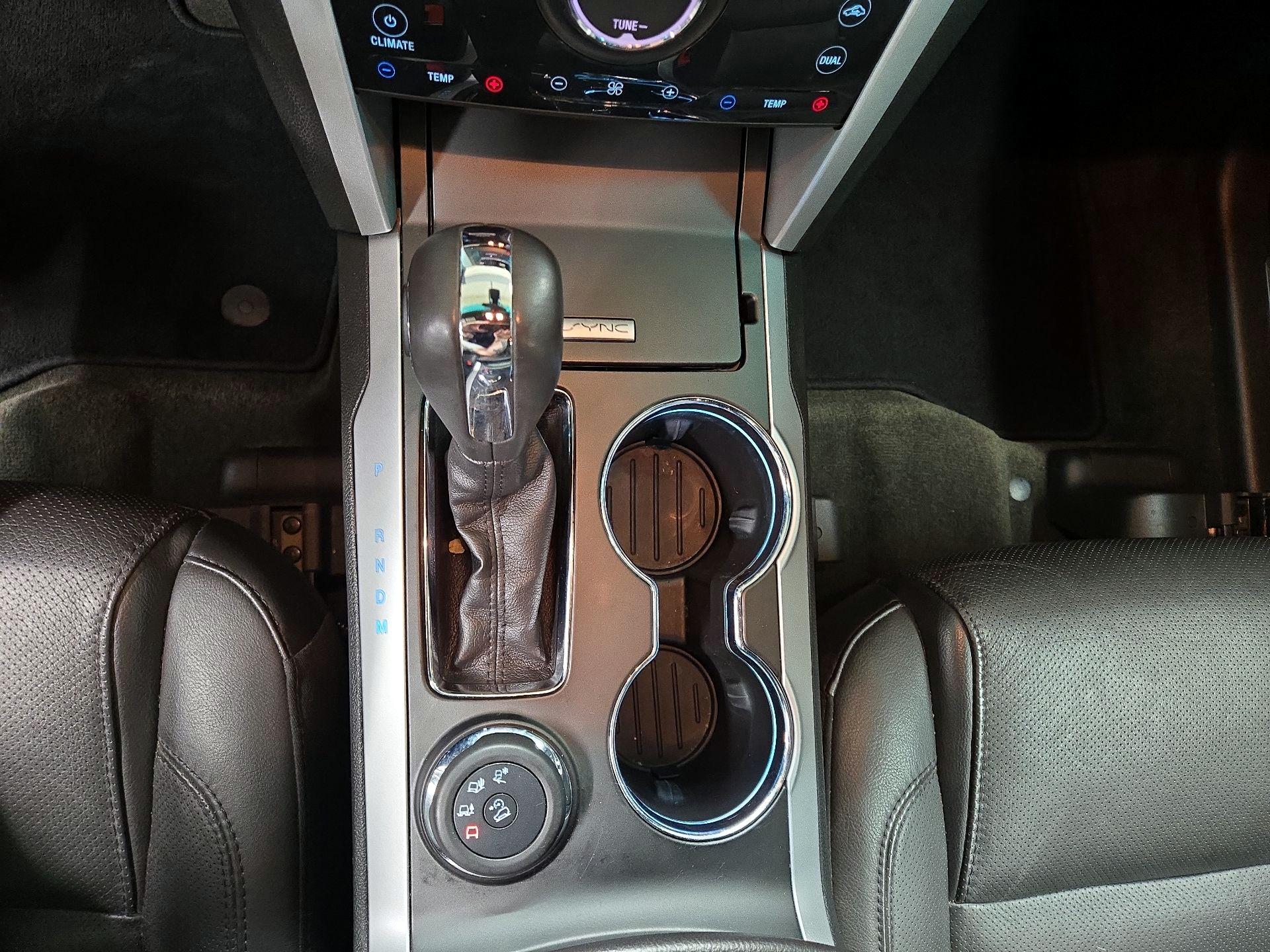 Thumbnail: 2015 Ford Explorer - 16