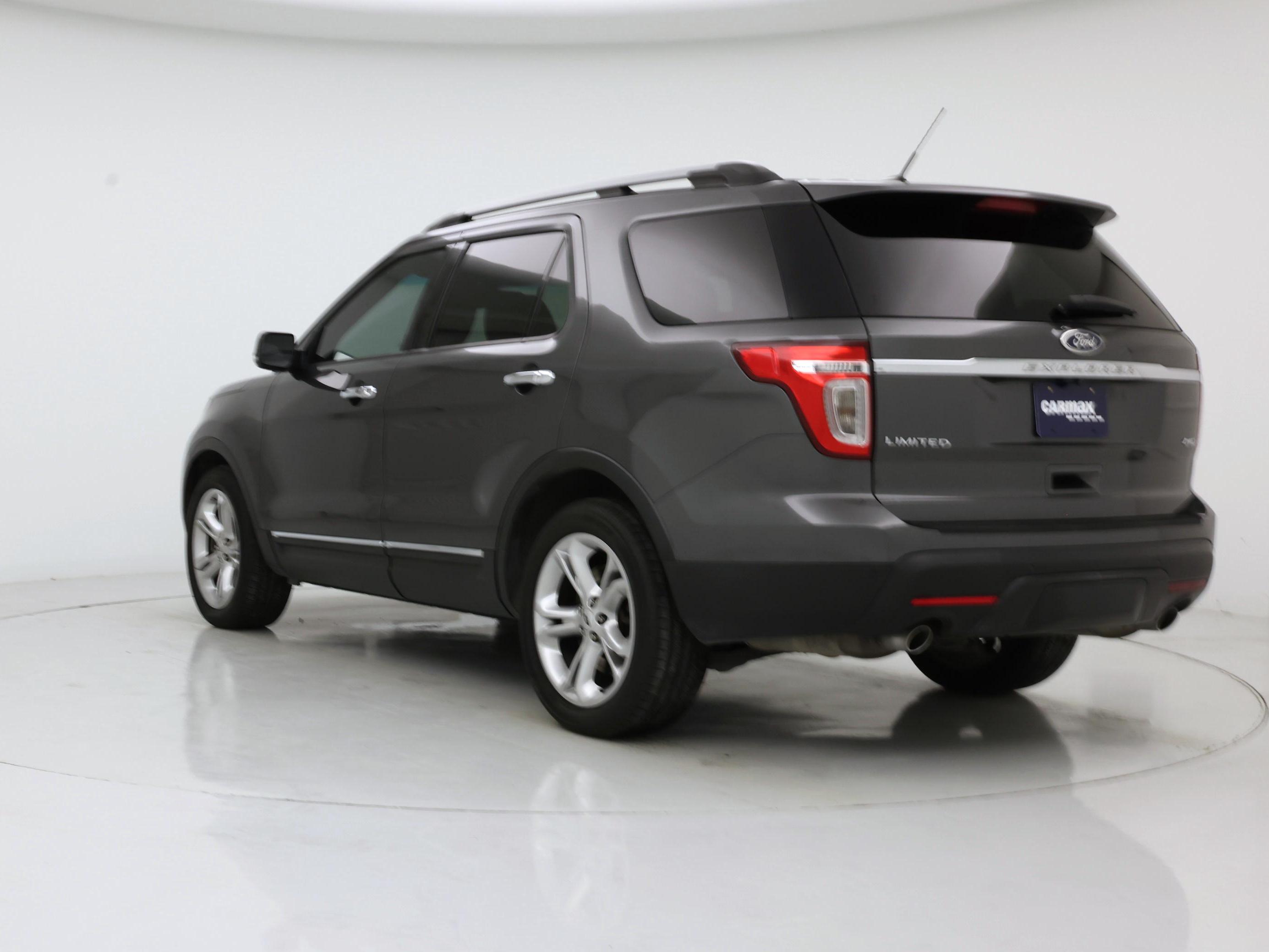 Thumbnail: 2015 Ford Explorer - 2