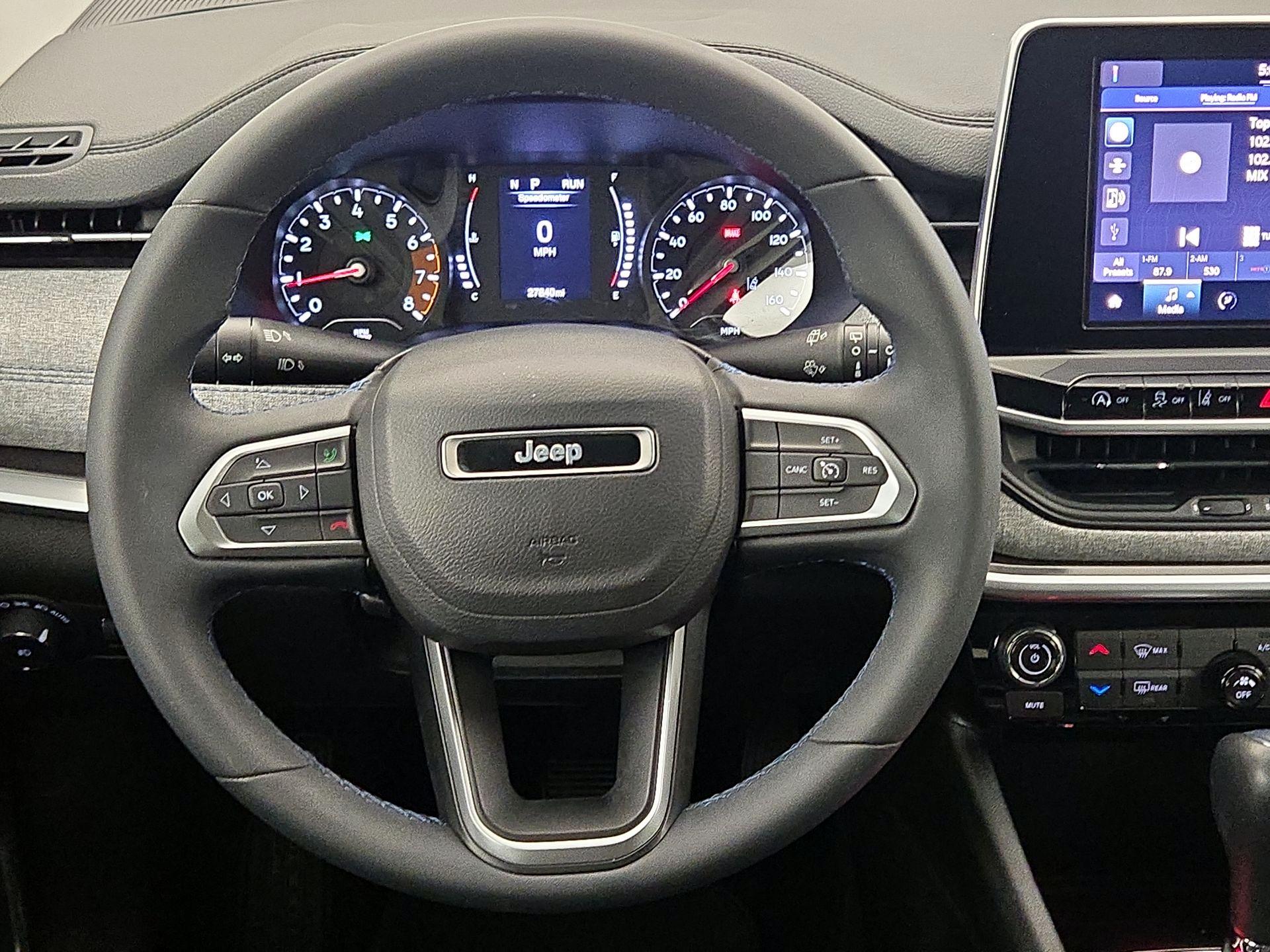 Thumbnail: 2022 Jeep Compass - 10