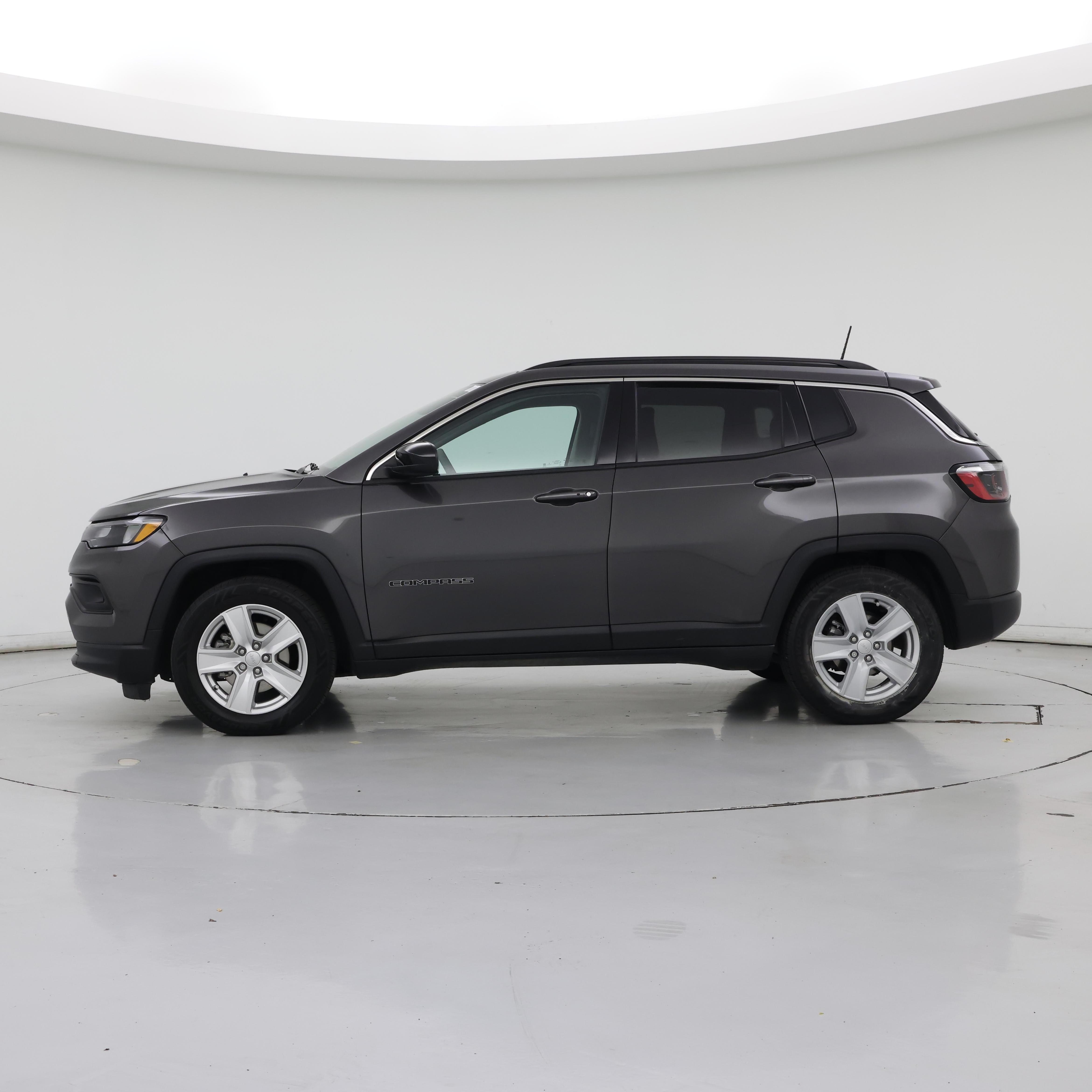 Thumbnail: 2022 Jeep Compass - 3